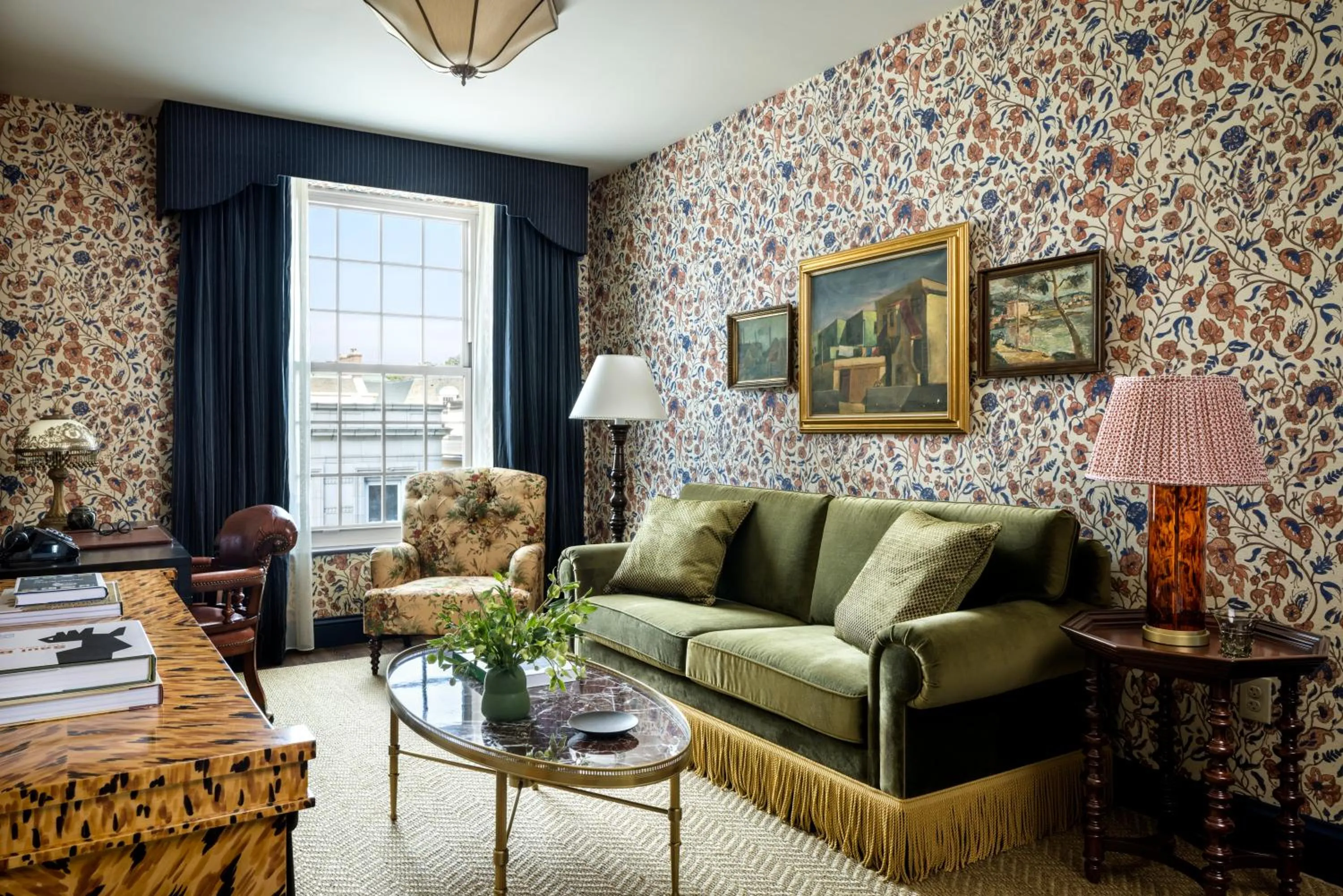 Seating area in Graduate by Hilton Princeton