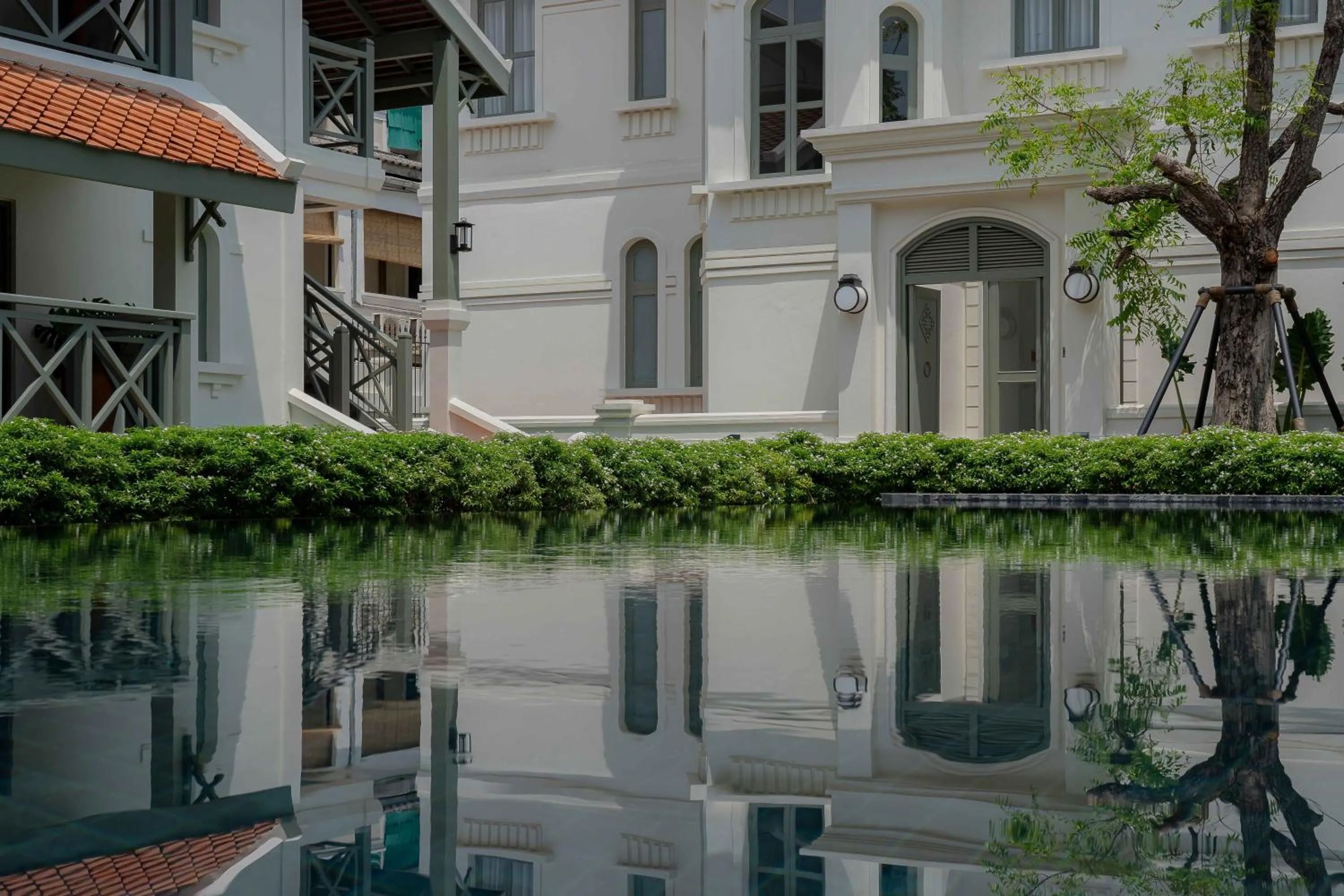 Pool view in Souphattra Heritage Vientiane
