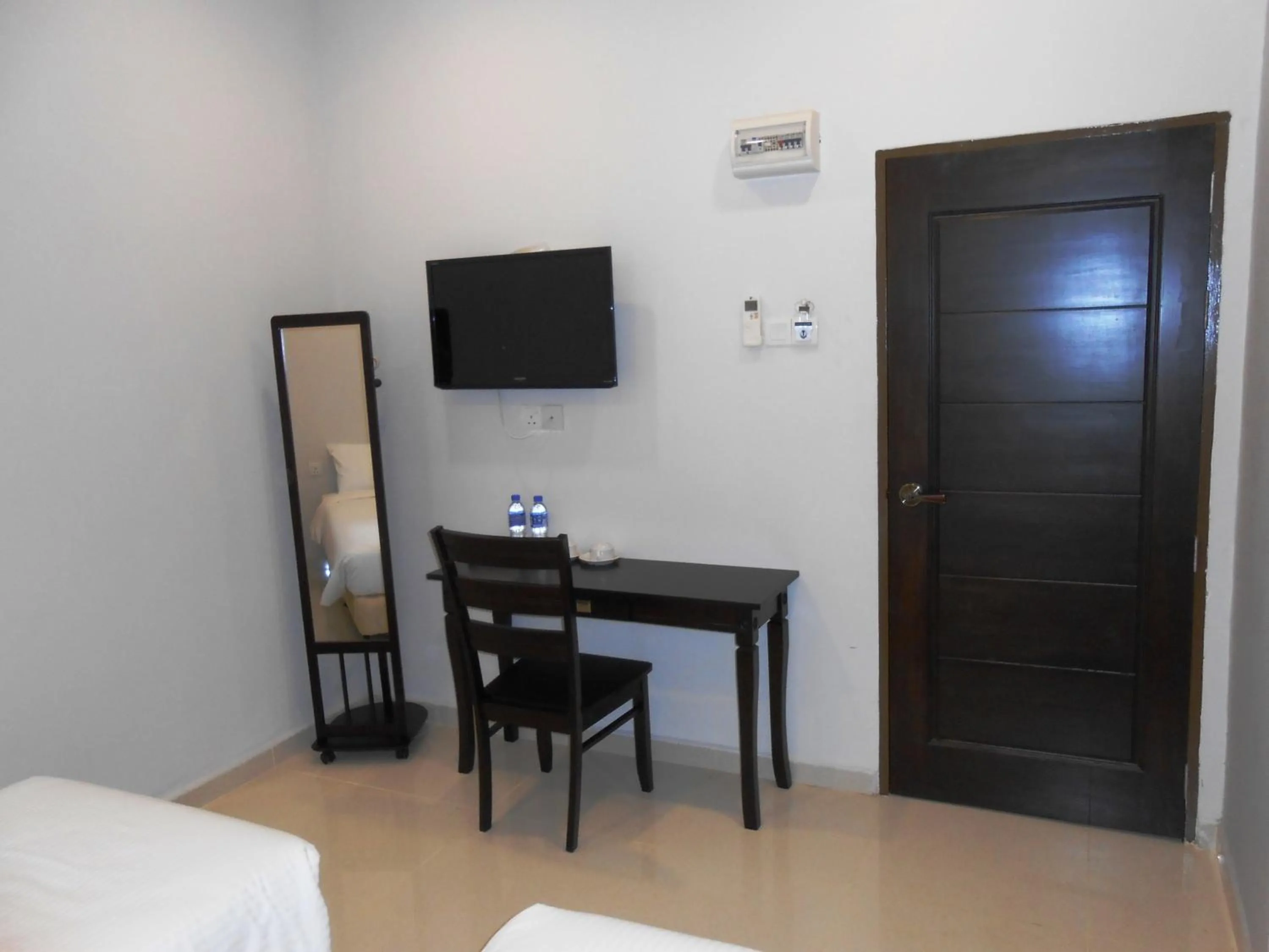 TV and multimedia in KT Chinatown Lodge