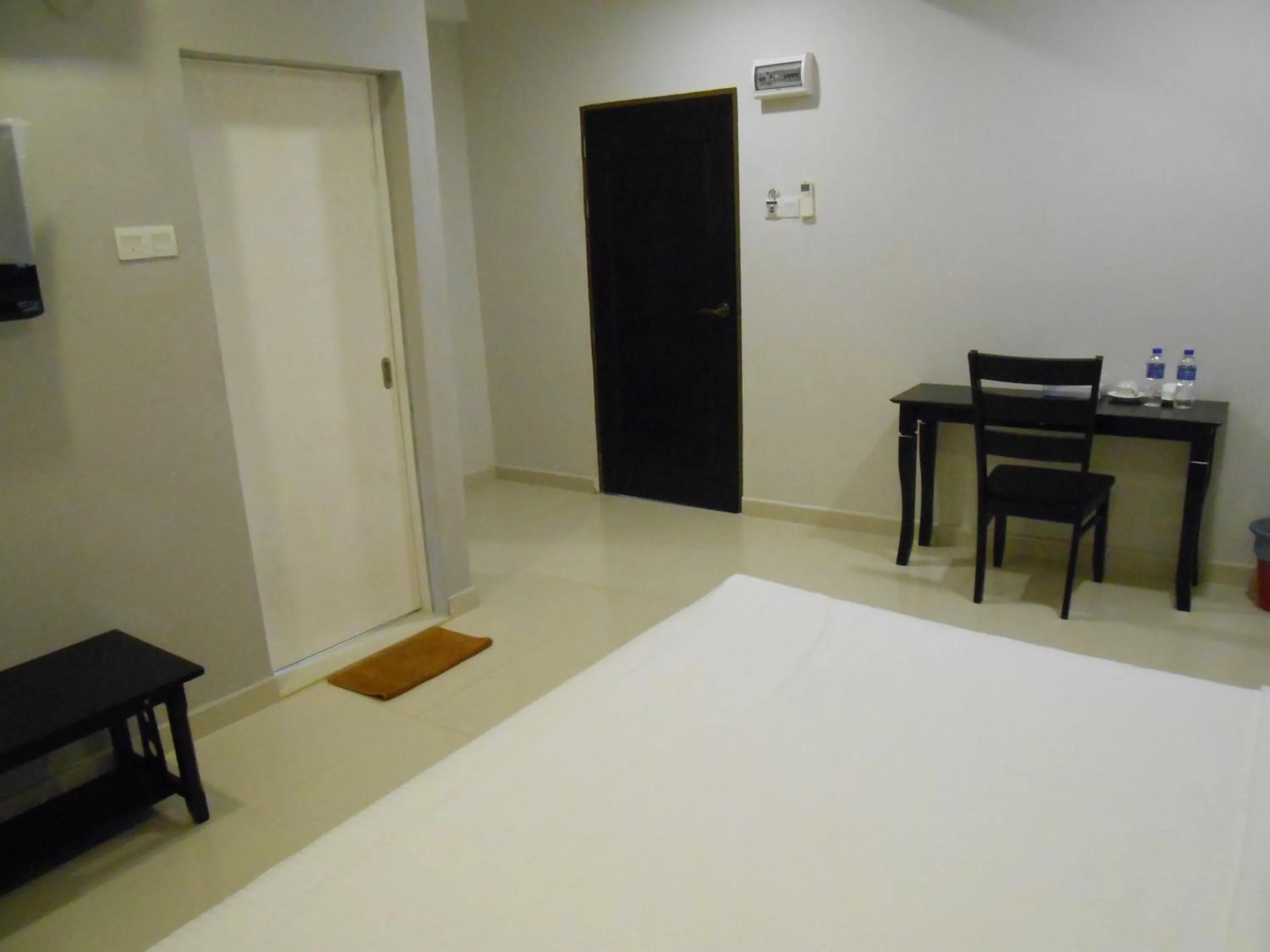 Photo of the whole room in KT Chinatown Lodge