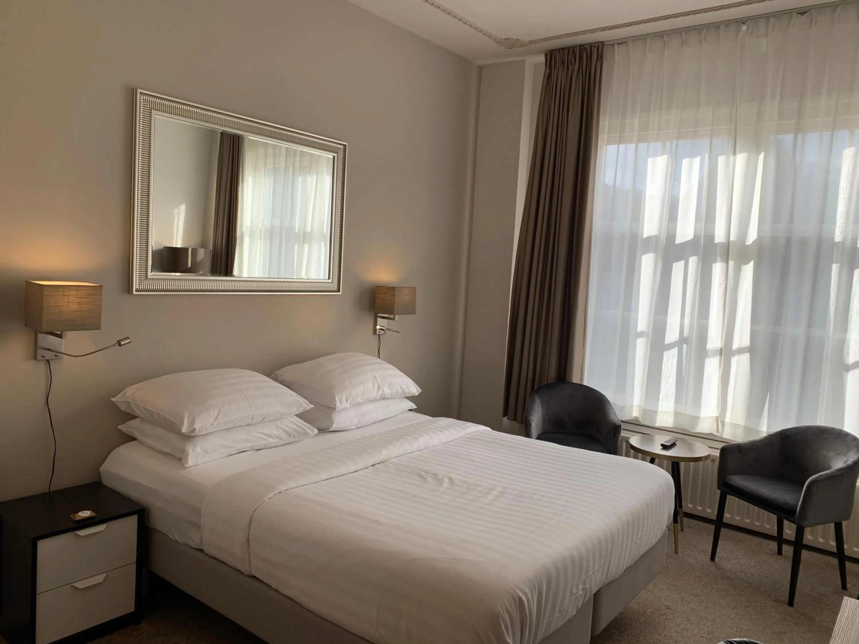 Bed in Hotel Grand Canal