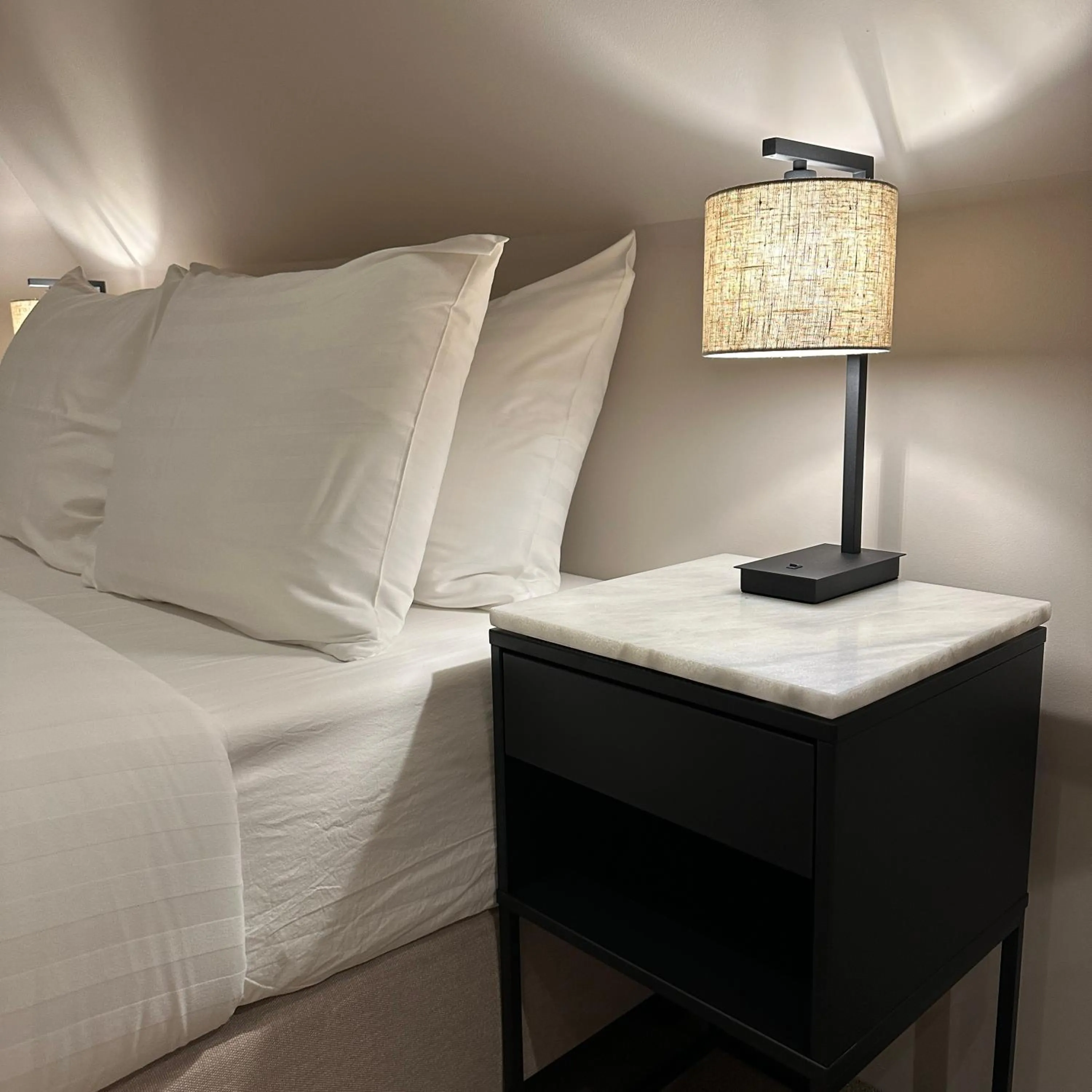 Bed in Hotel Grand Canal