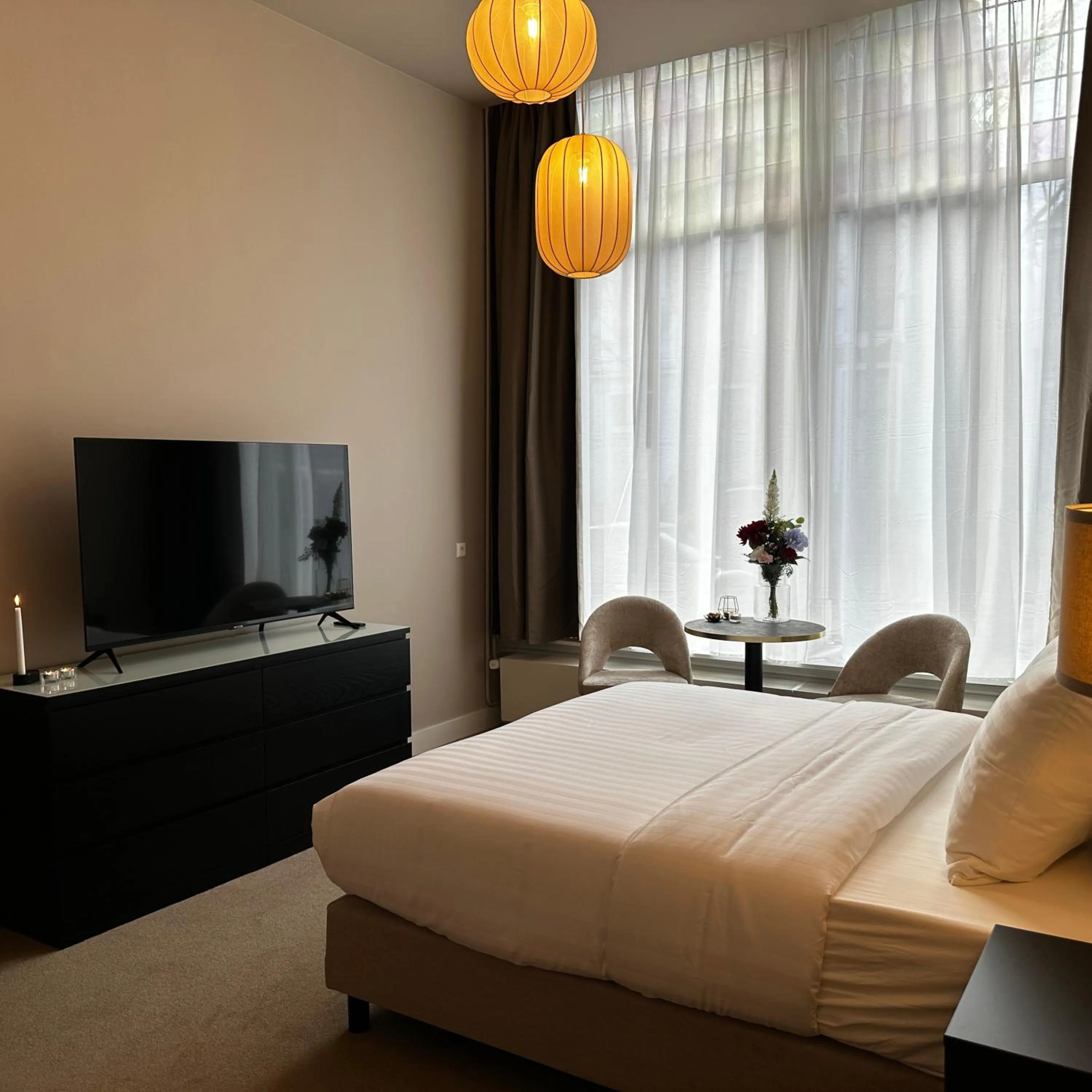 TV and multimedia, Bed in Hotel Grand Canal
