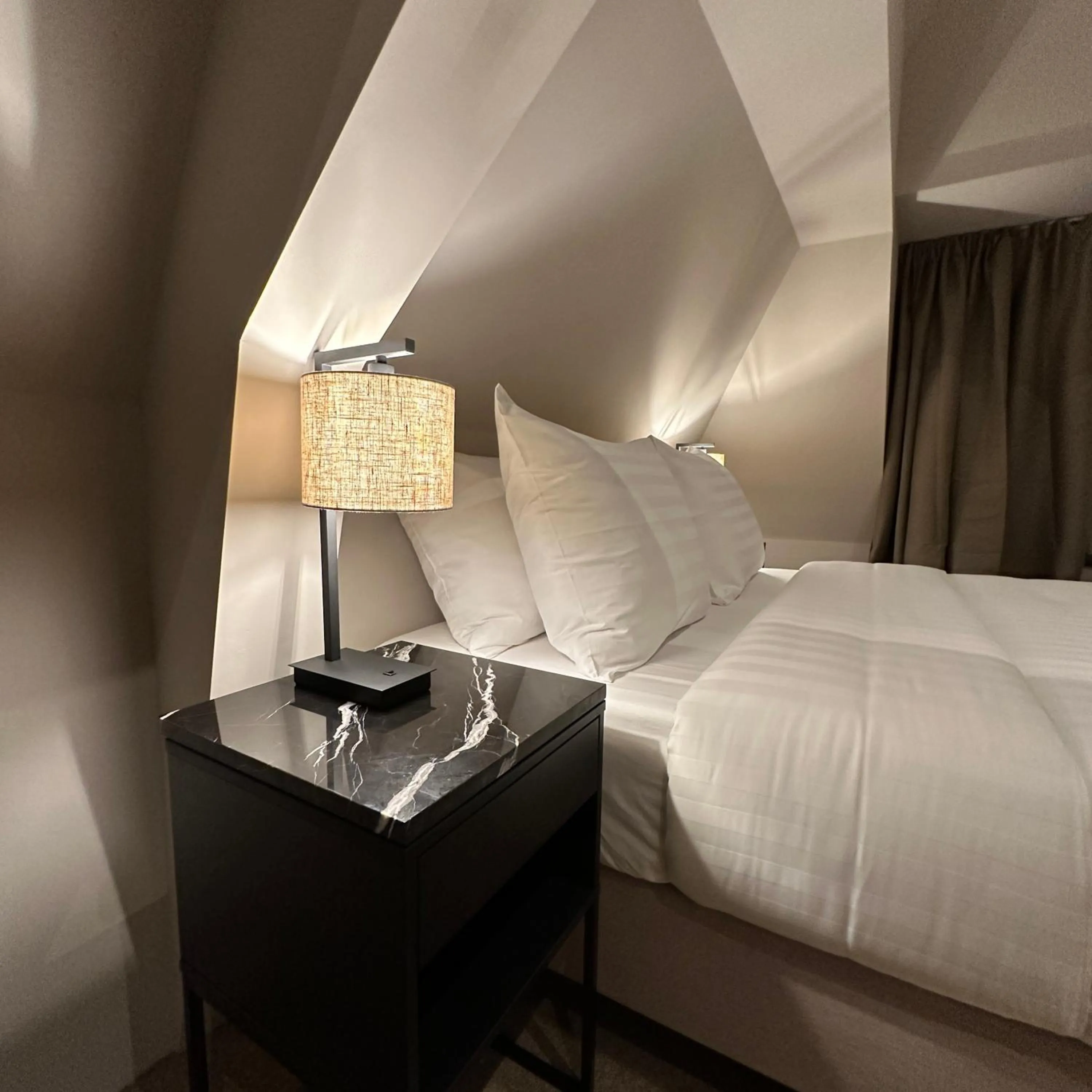 Bed in Hotel Grand Canal