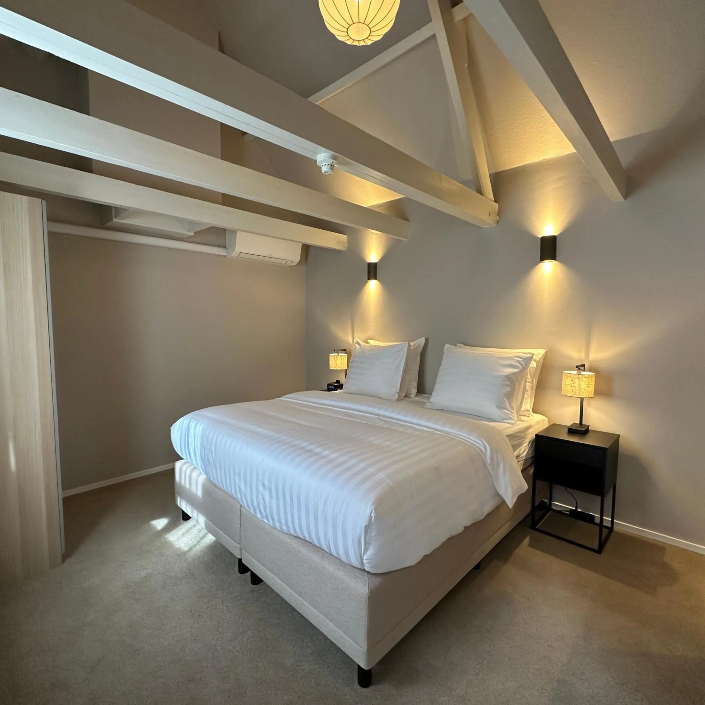 Bedroom, Bed in Hotel Grand Canal