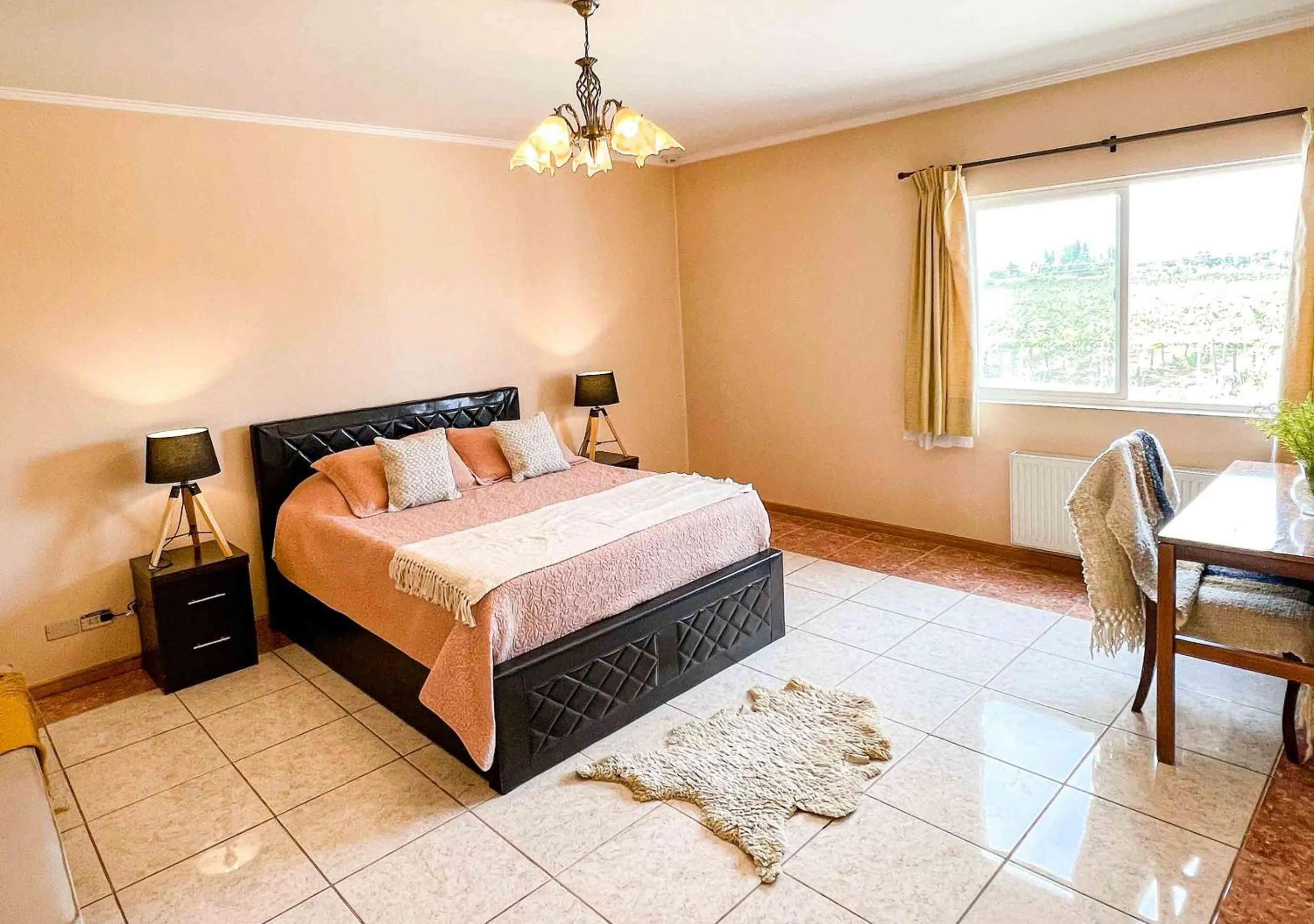 Bedroom, Bed in Hotel El Almendro