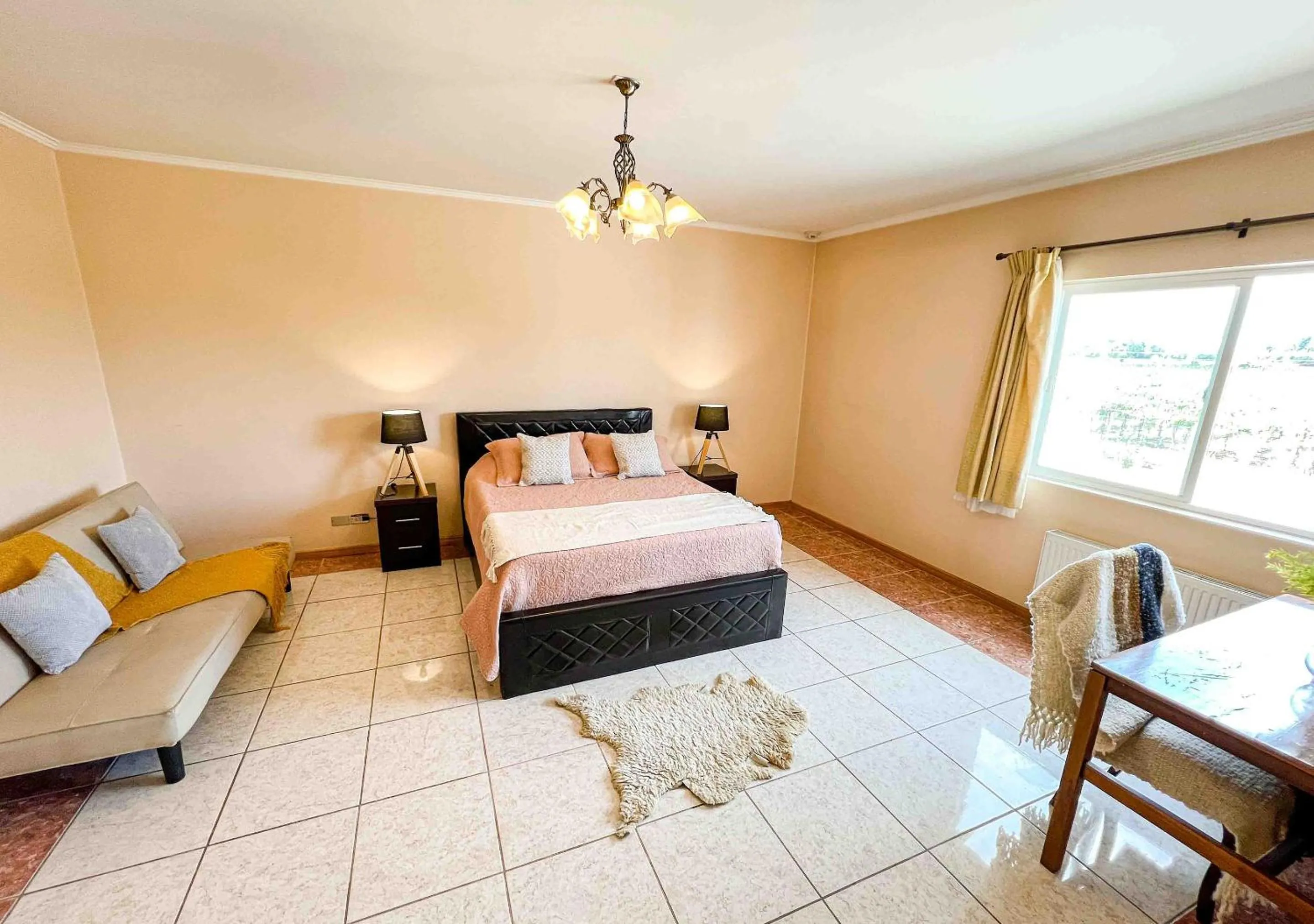 Bedroom, Bed in Hotel El Almendro