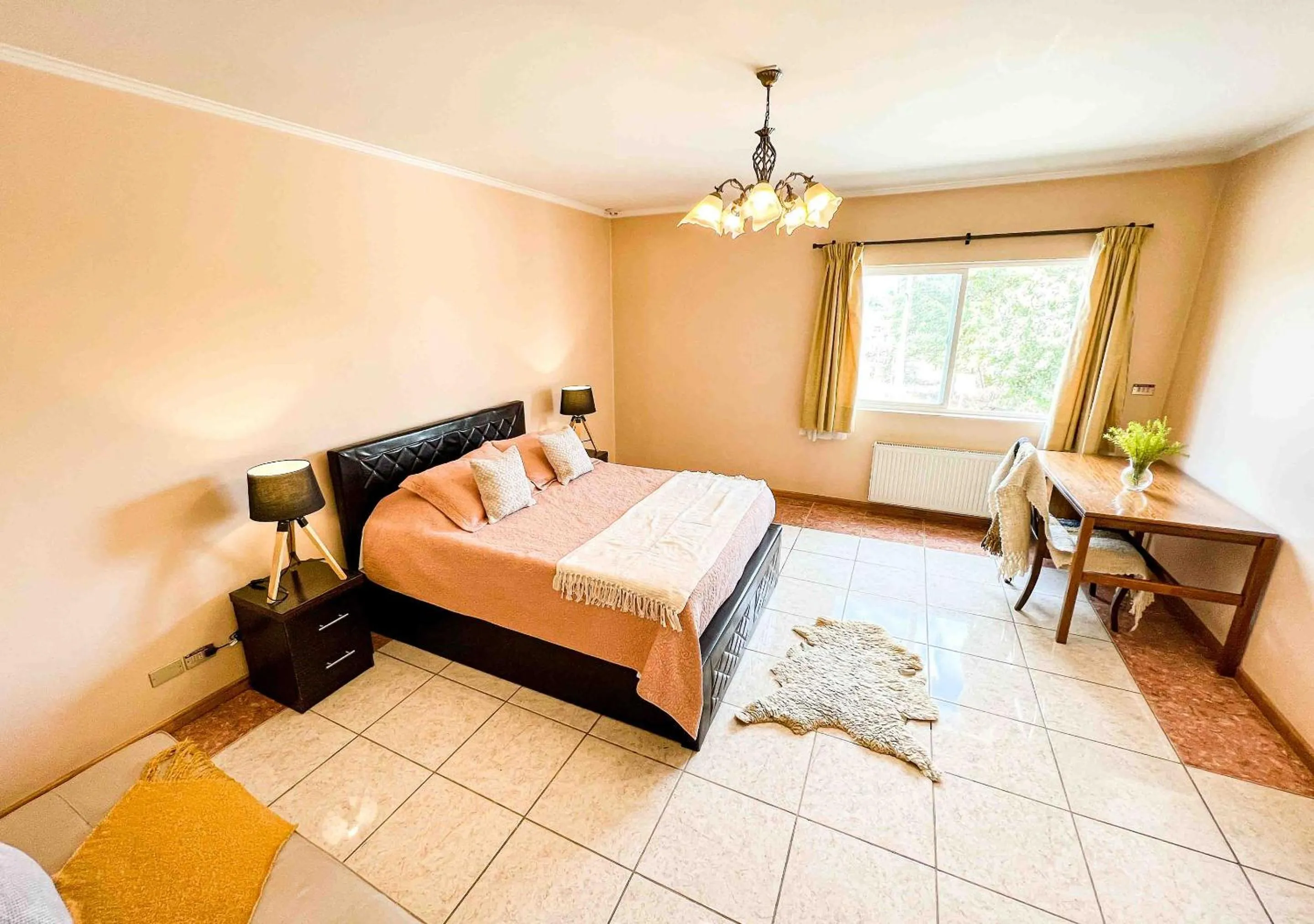 Bedroom, Bed in Hotel El Almendro