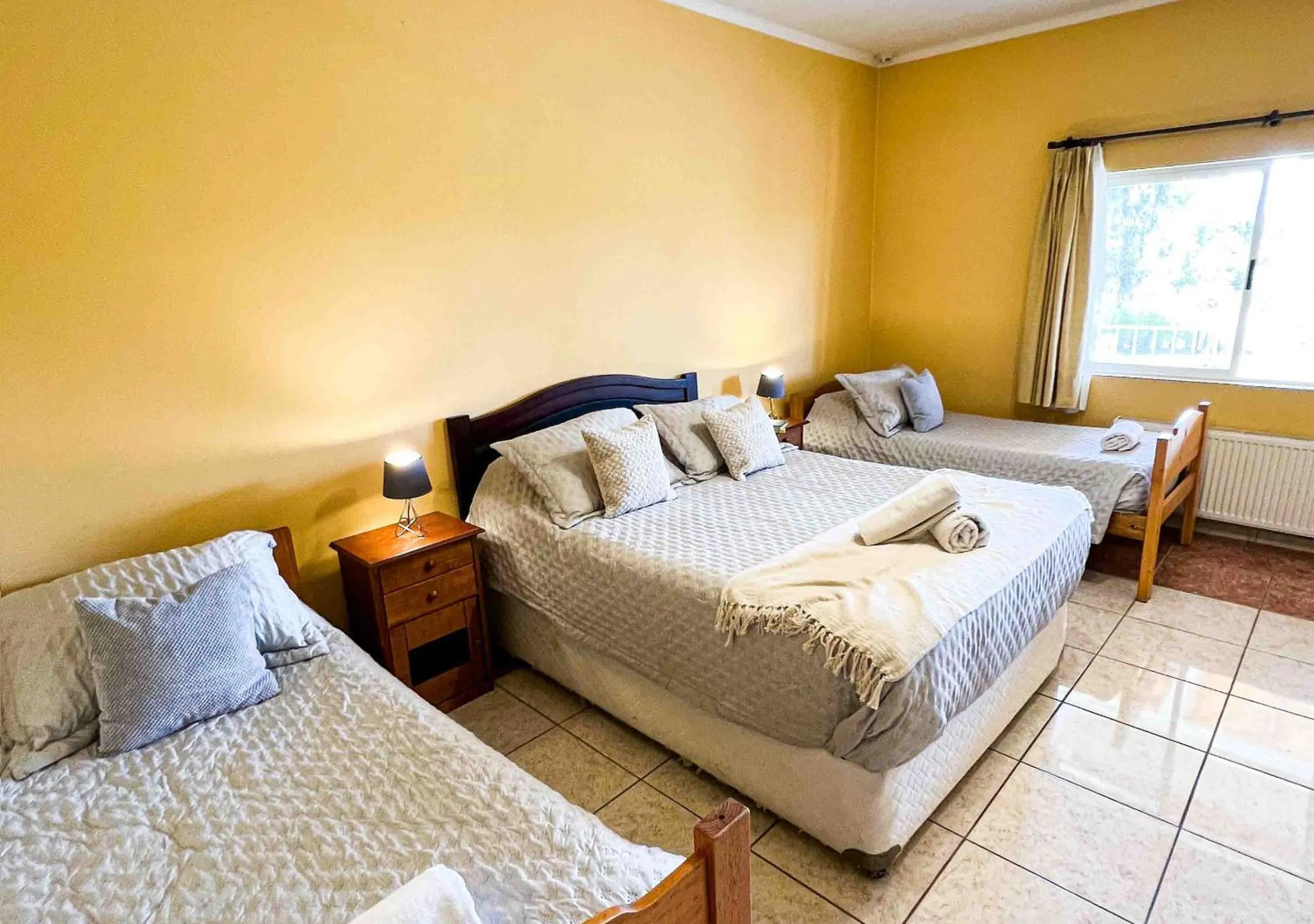 Photo of the whole room, Bed in Hotel El Almendro