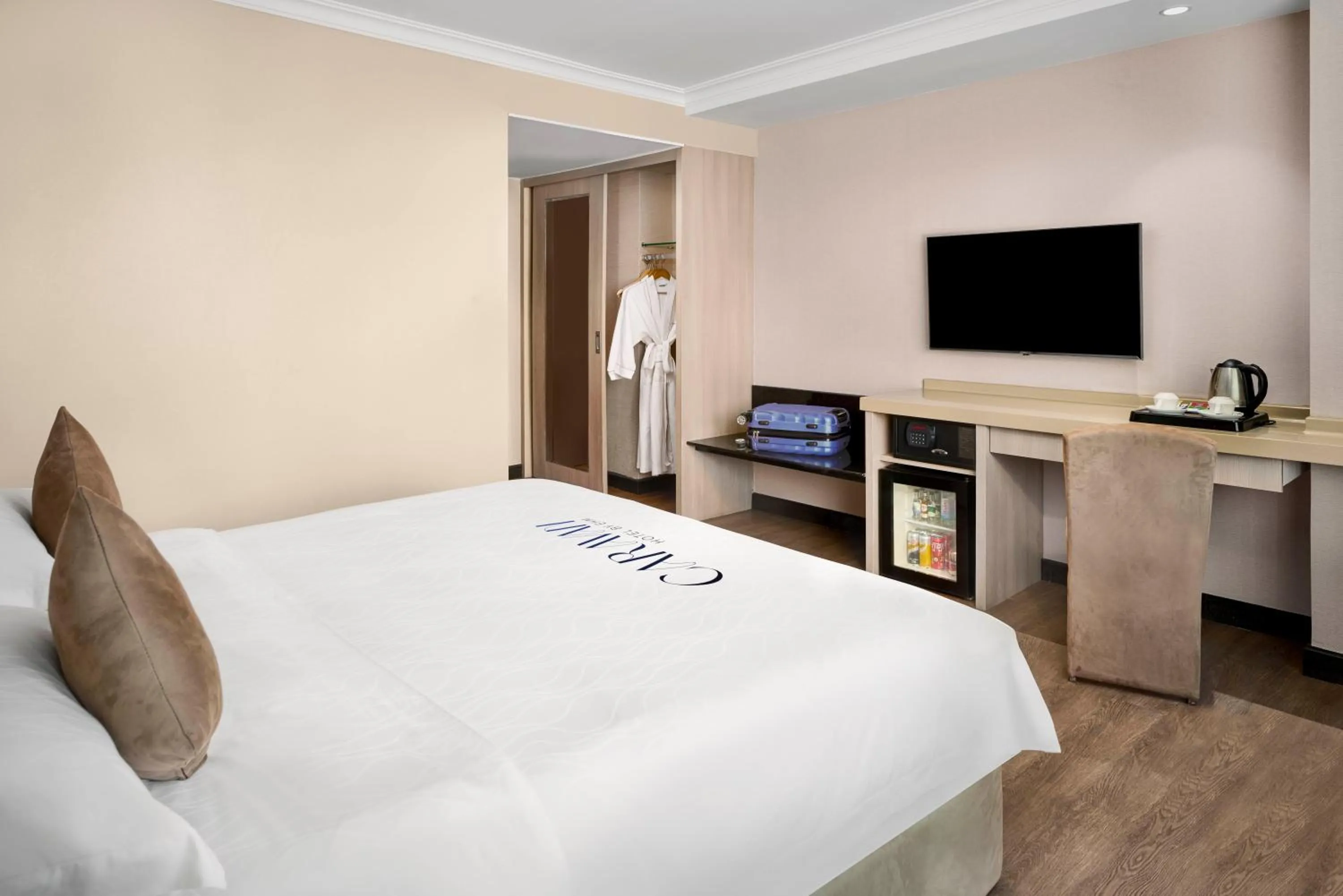 Bed in Caravan Hotel by EHM