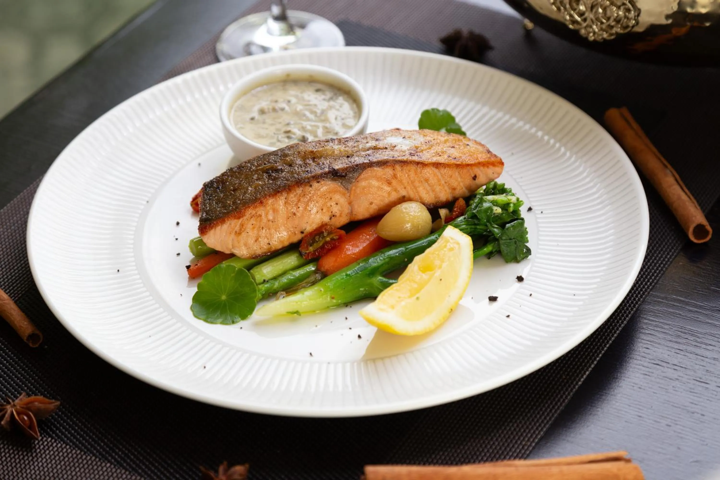 Food close-up in Caravan Hotel by EHM