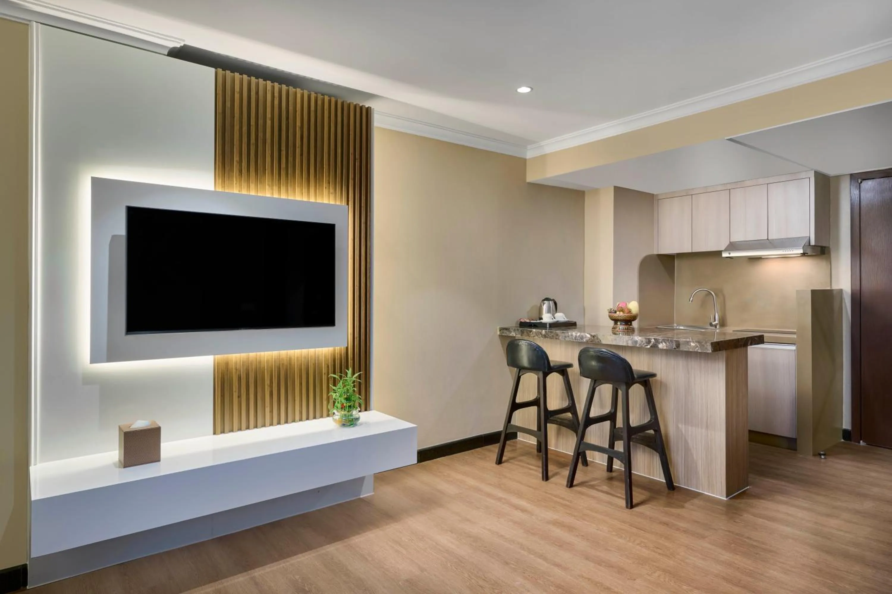 Kitchen or kitchenette in Caravan Hotel by EHM