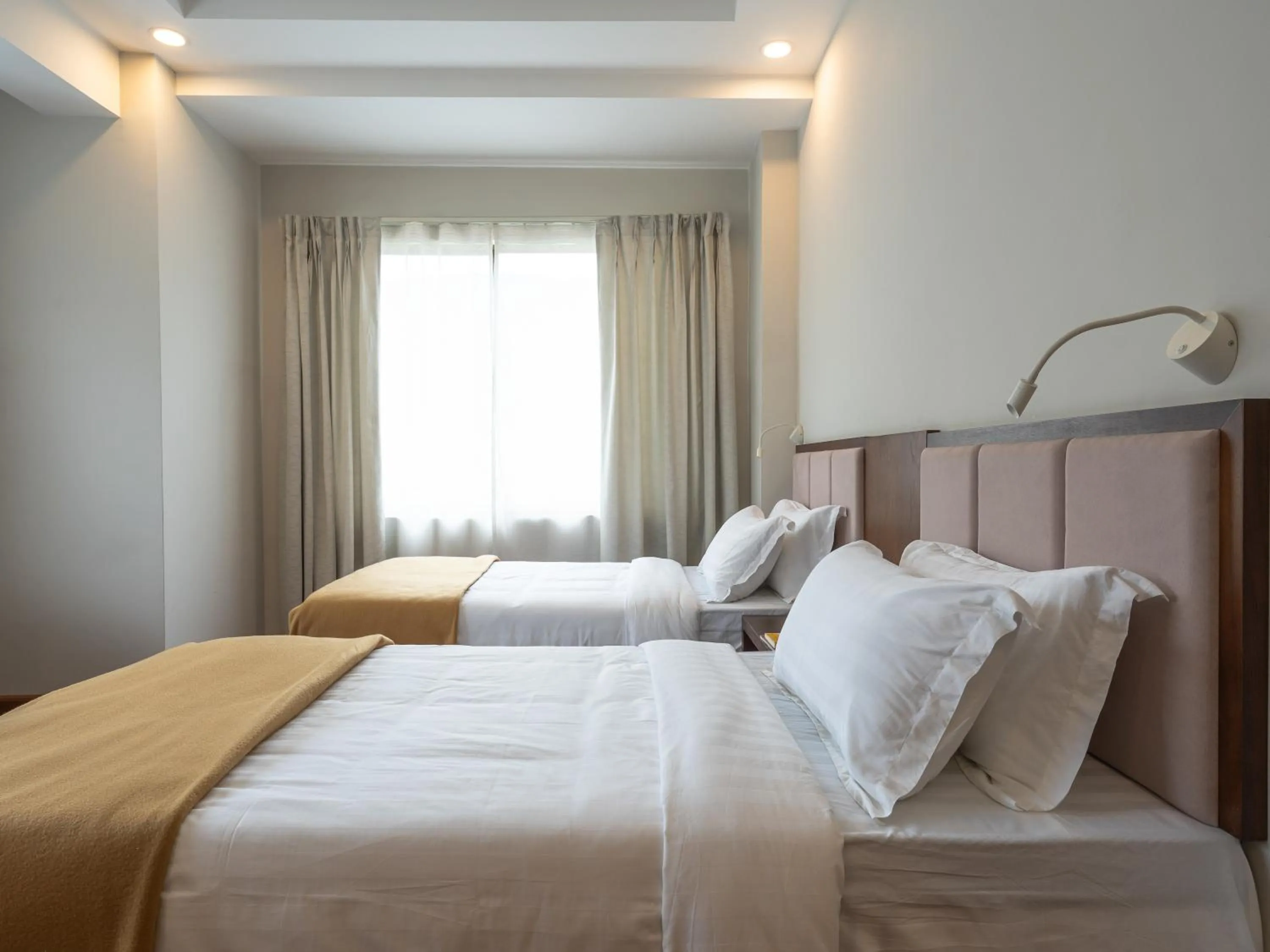 Property building, Bed in Hotel Samye - Best Hotel In Thimphu