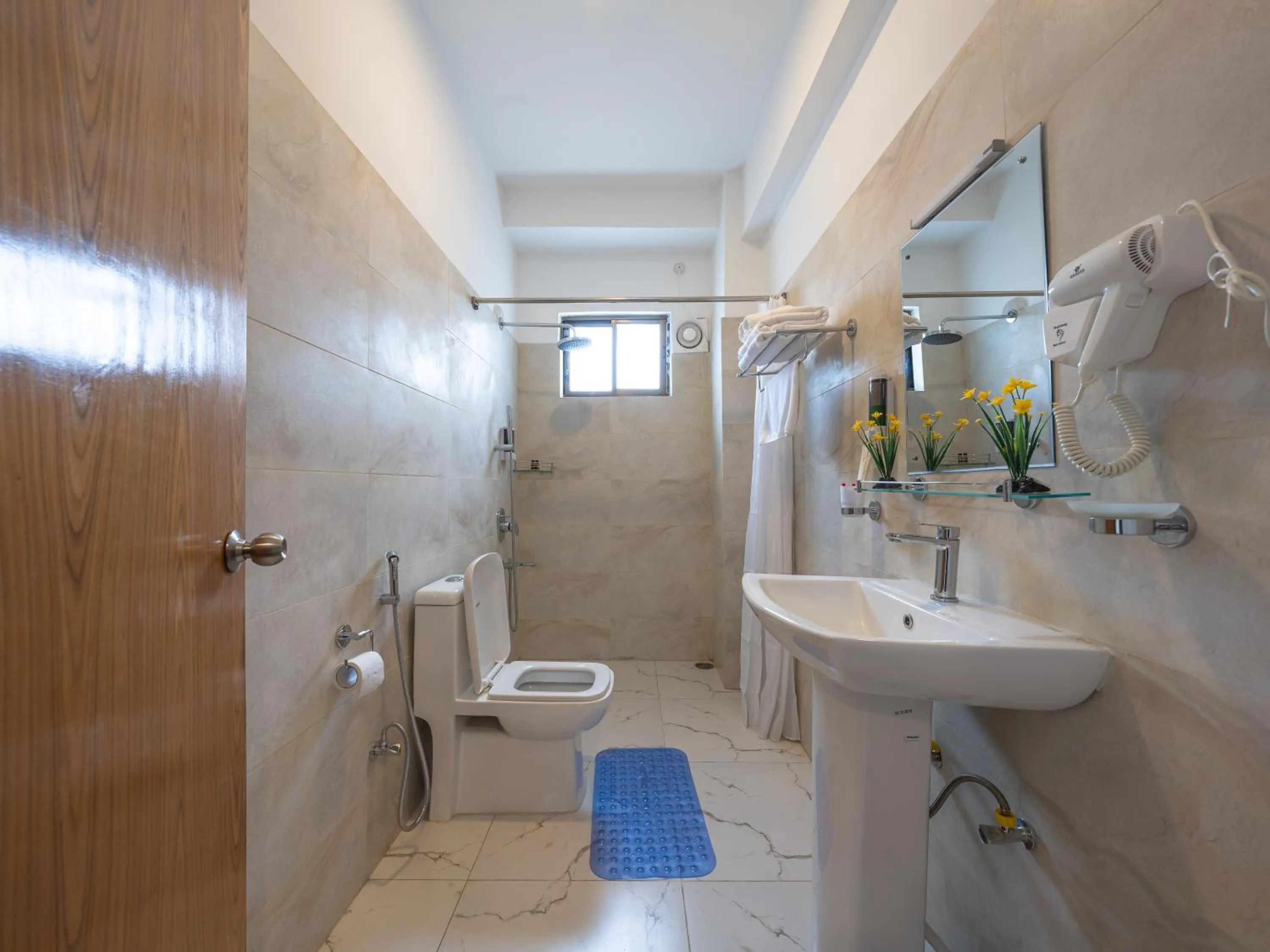 Shower in Hotel Samye - Best Hotel In Thimphu