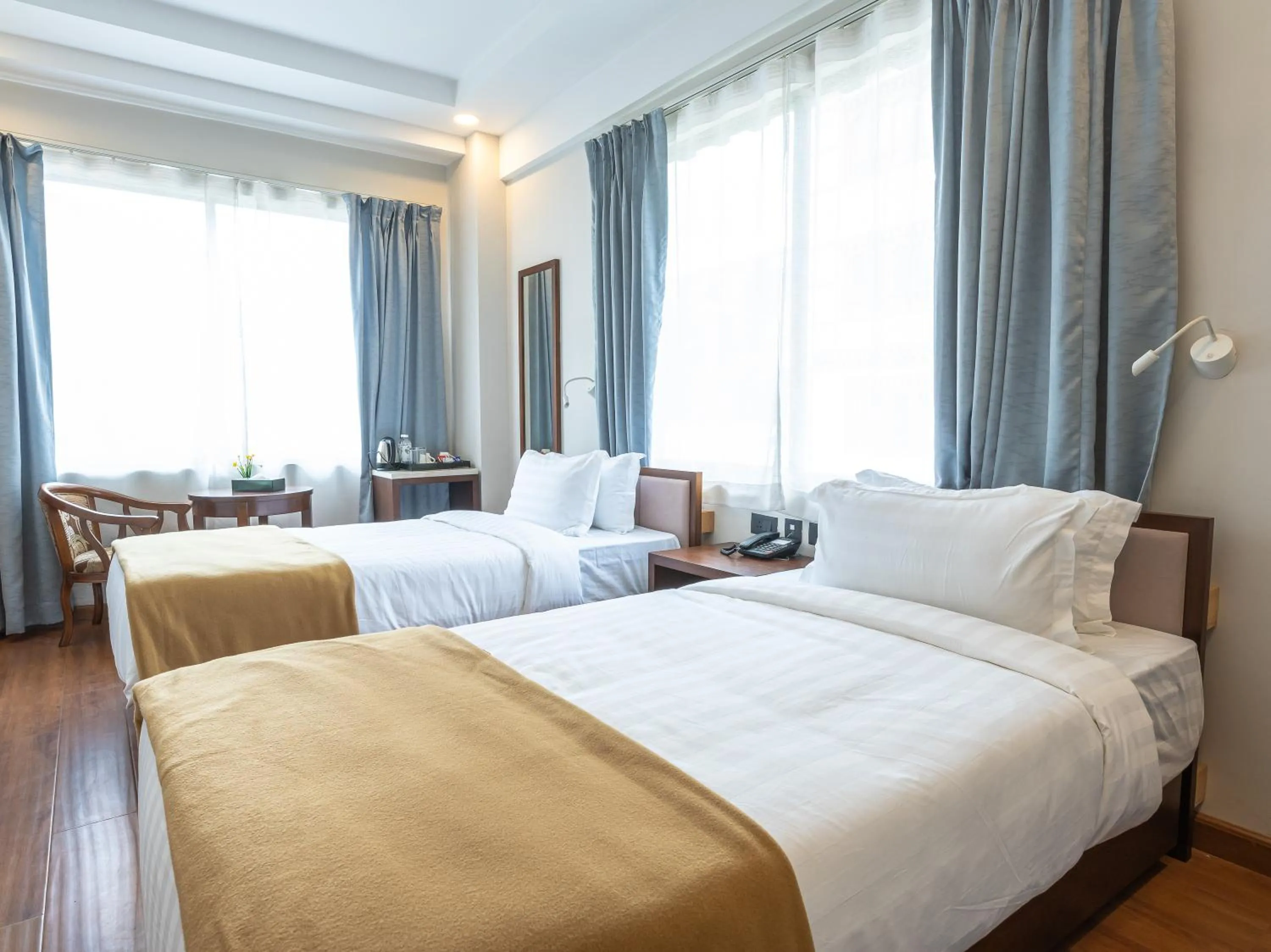 Property building, Bed in Hotel Samye - Best Hotel In Thimphu