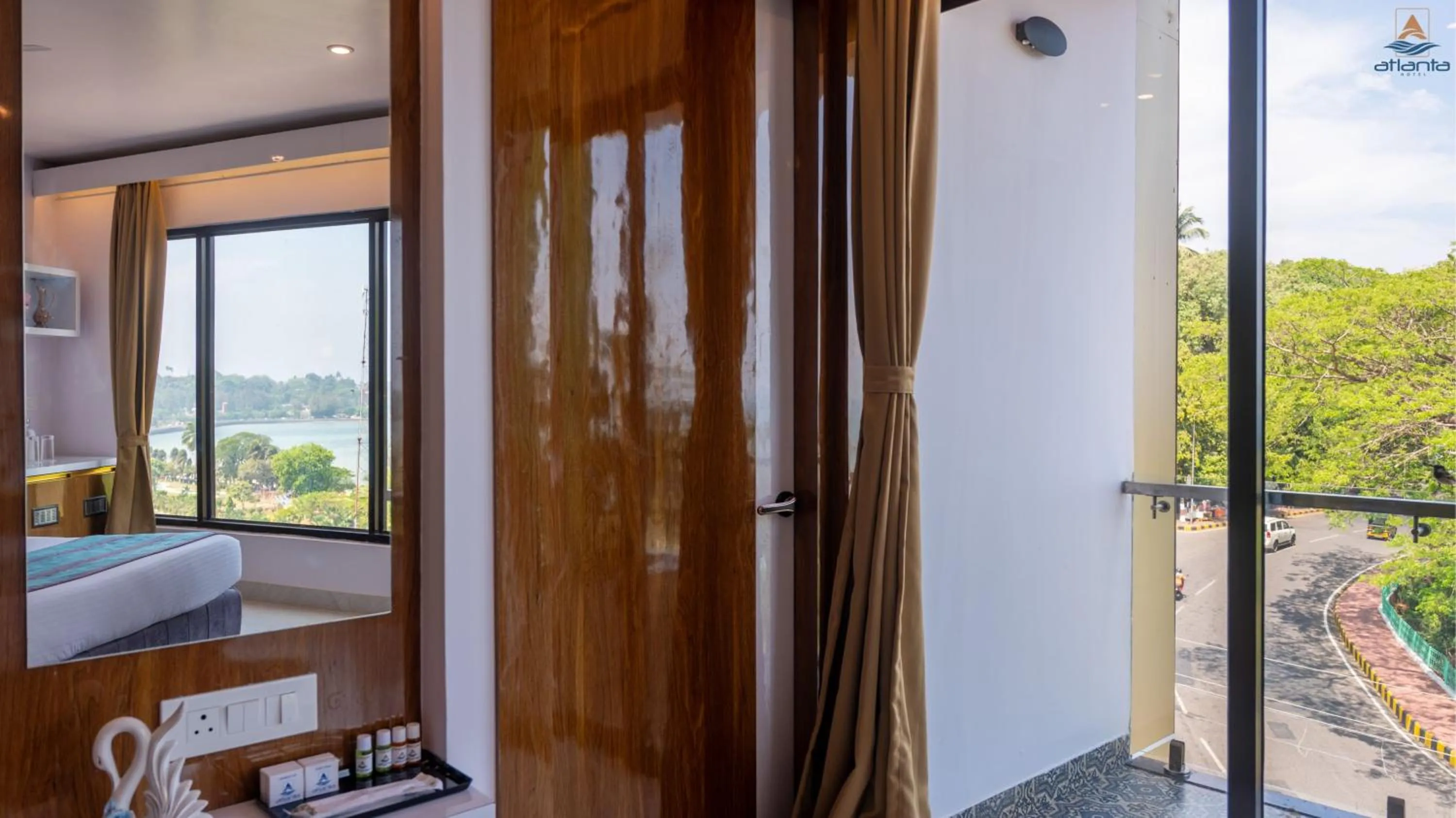 Bed in Hotel Atlanta - A Seaview Hotel