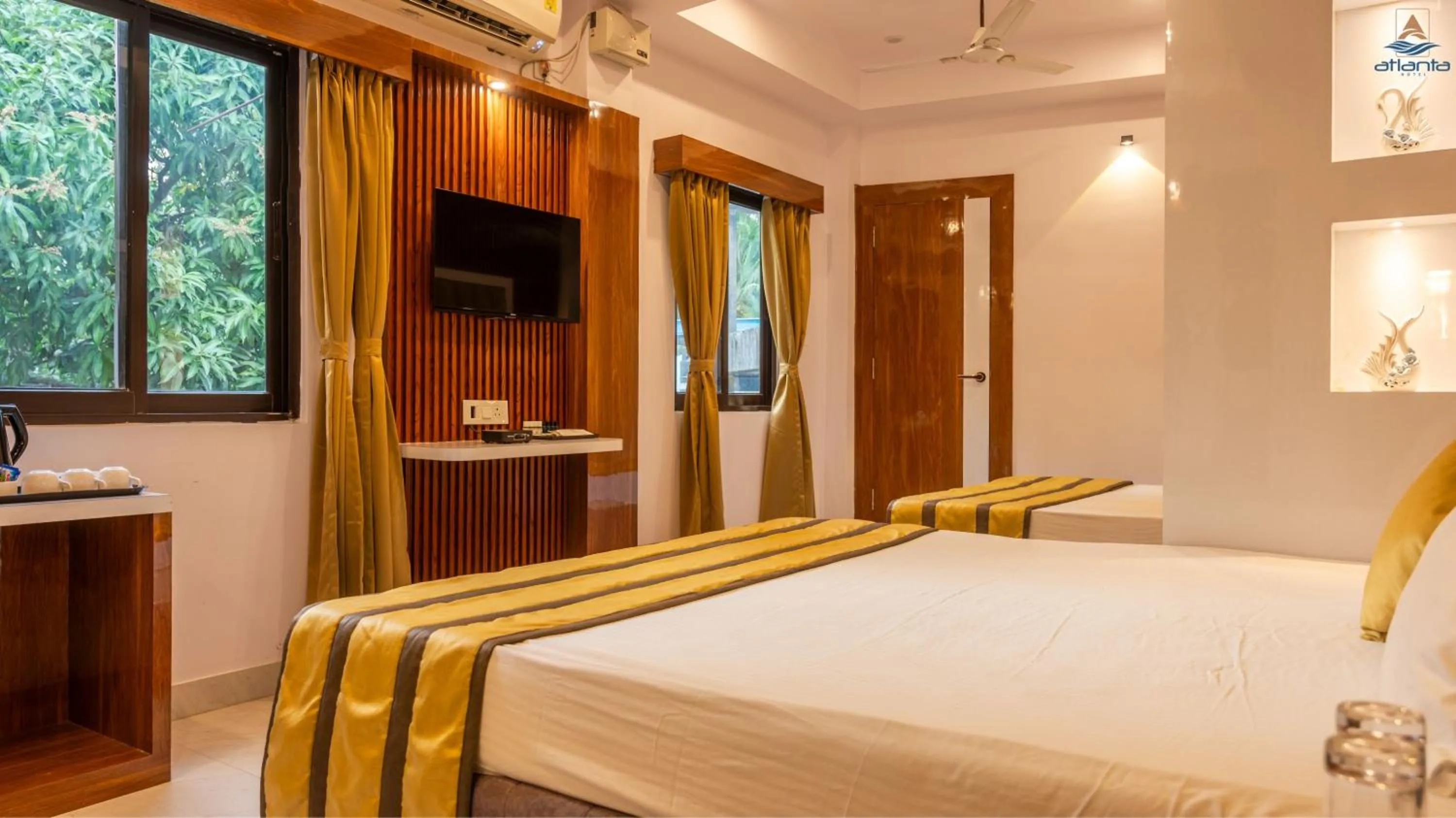 Bed in Hotel Atlanta - A Seaview Hotel