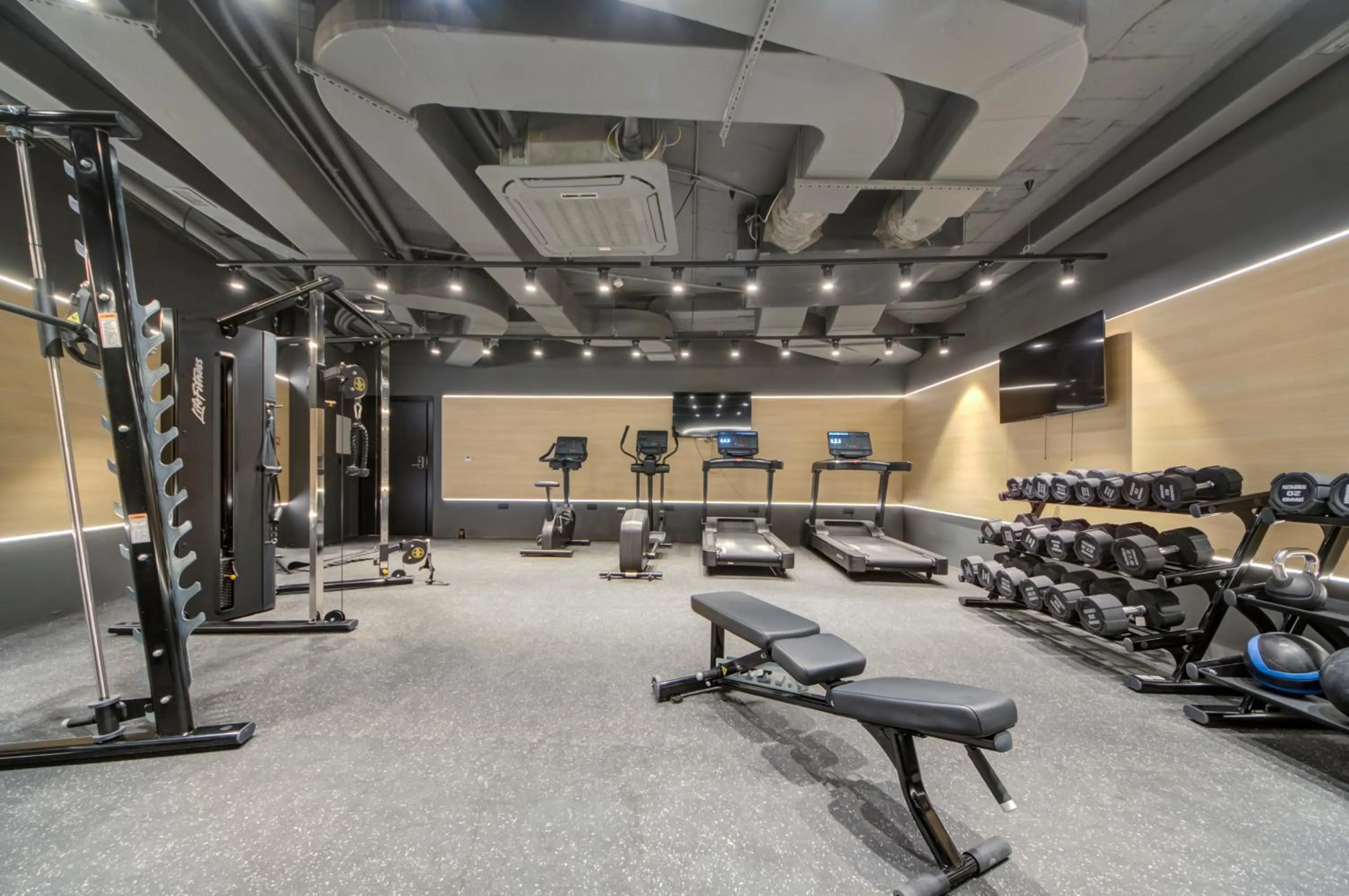 Fitness centre/facilities in Noru Hotel Malta - Adults Only Hotel