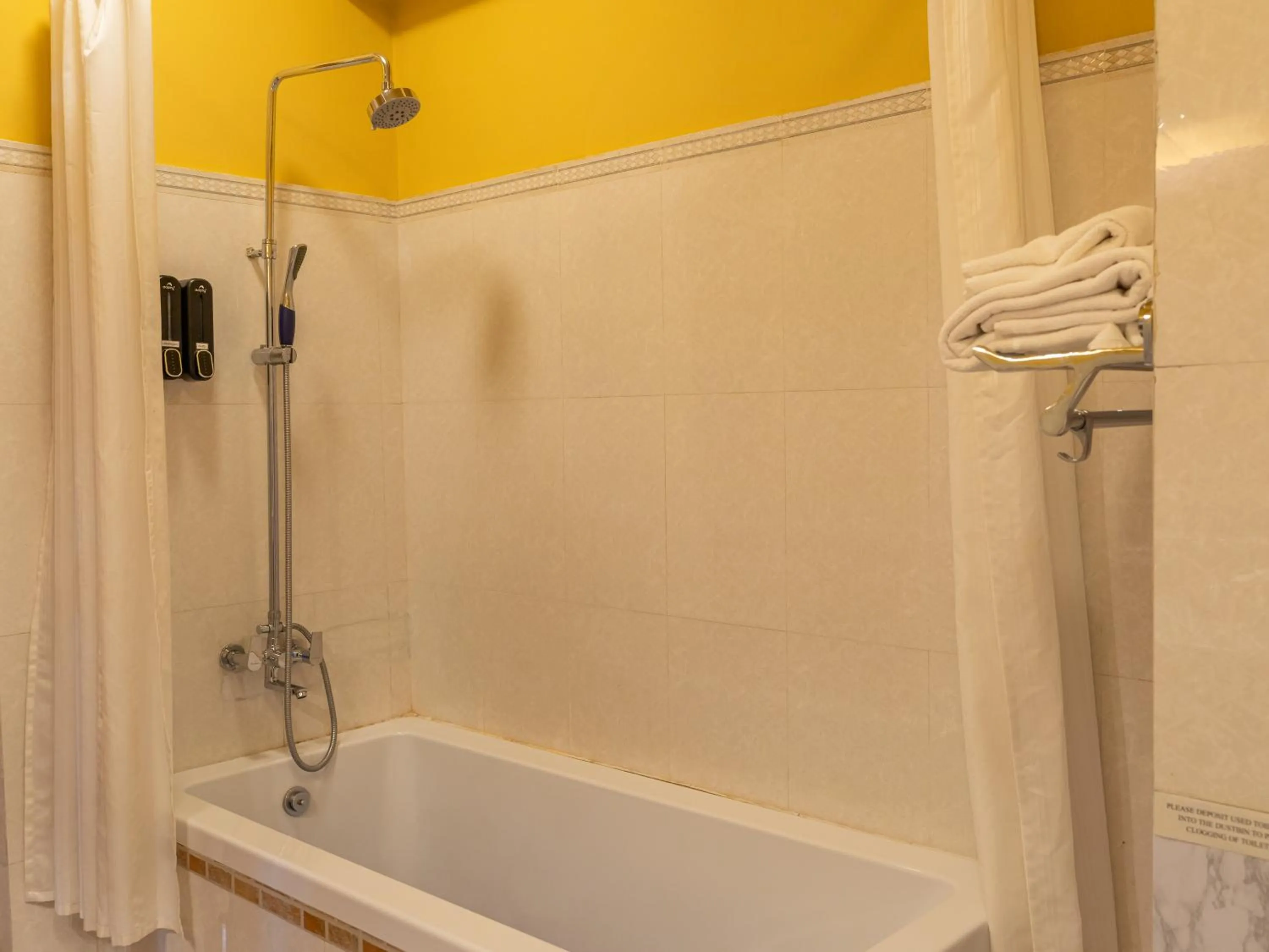 Shower in Tiger's Nest Resort - Best Resort In Paro