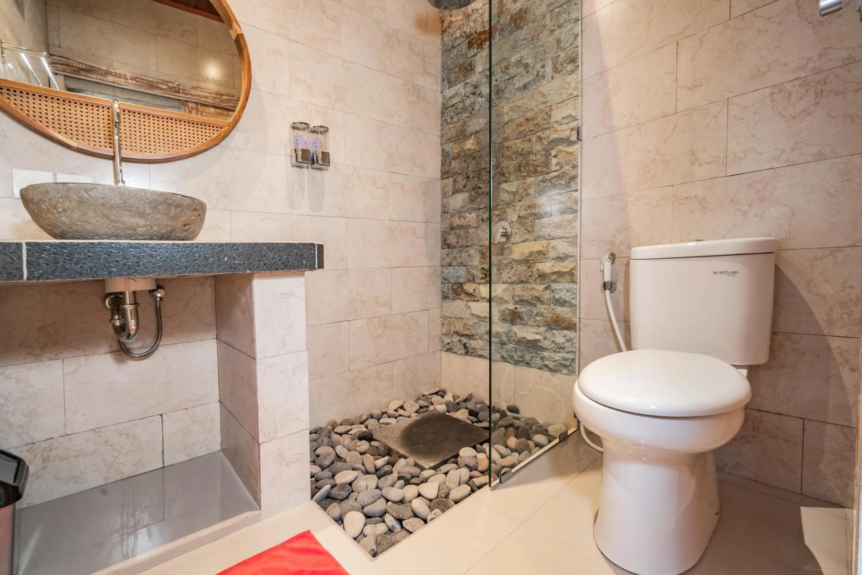 Bathroom in Tama Homestay