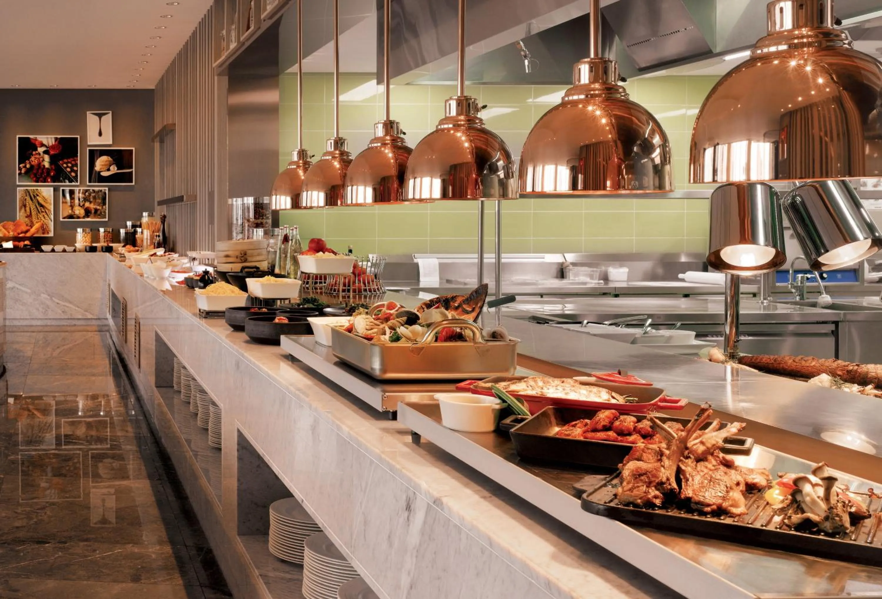 Restaurant/places to eat in Holiday Inn Incheon Songdo by IHG