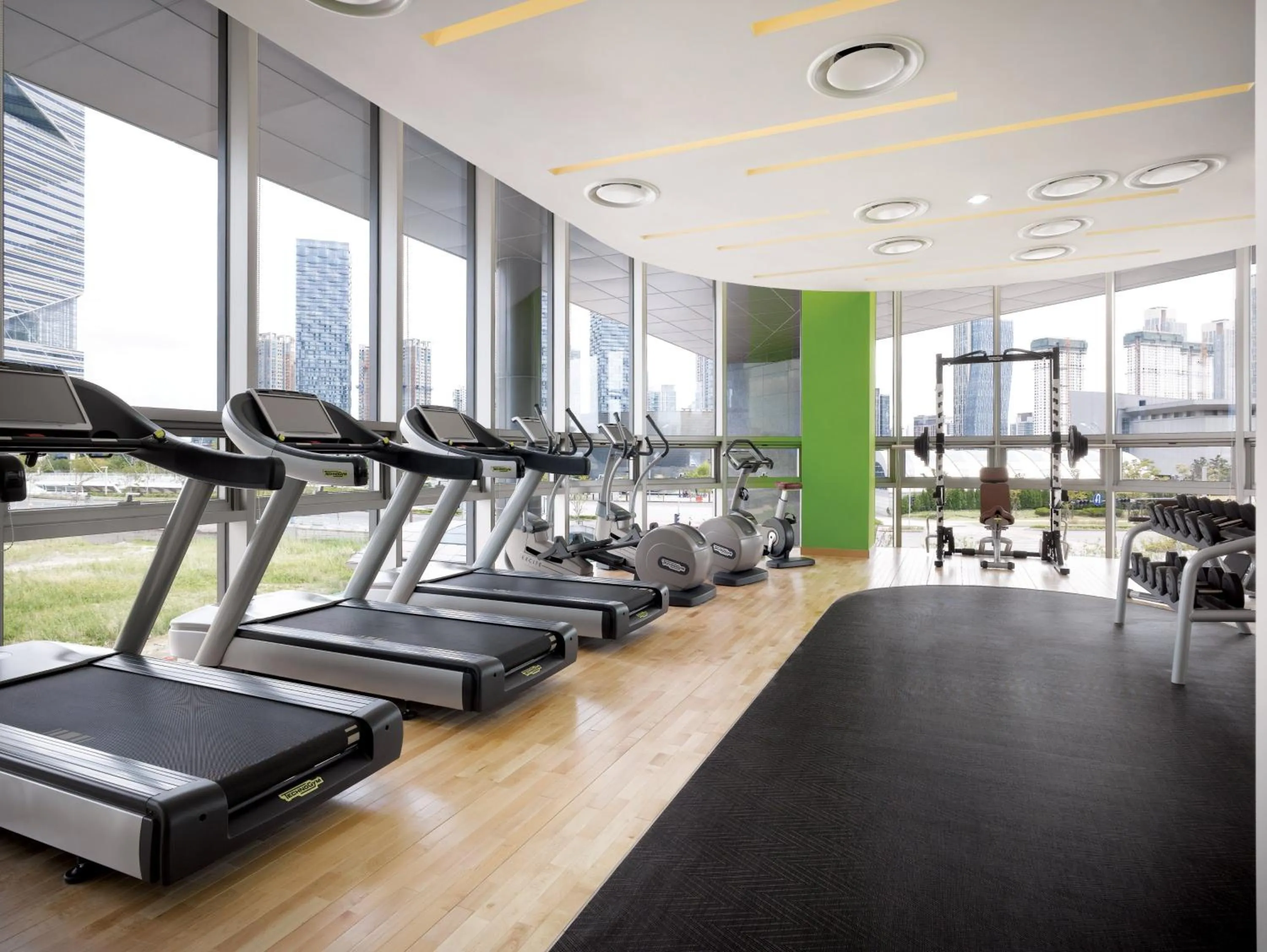 Fitness centre/facilities in Holiday Inn Incheon Songdo by IHG