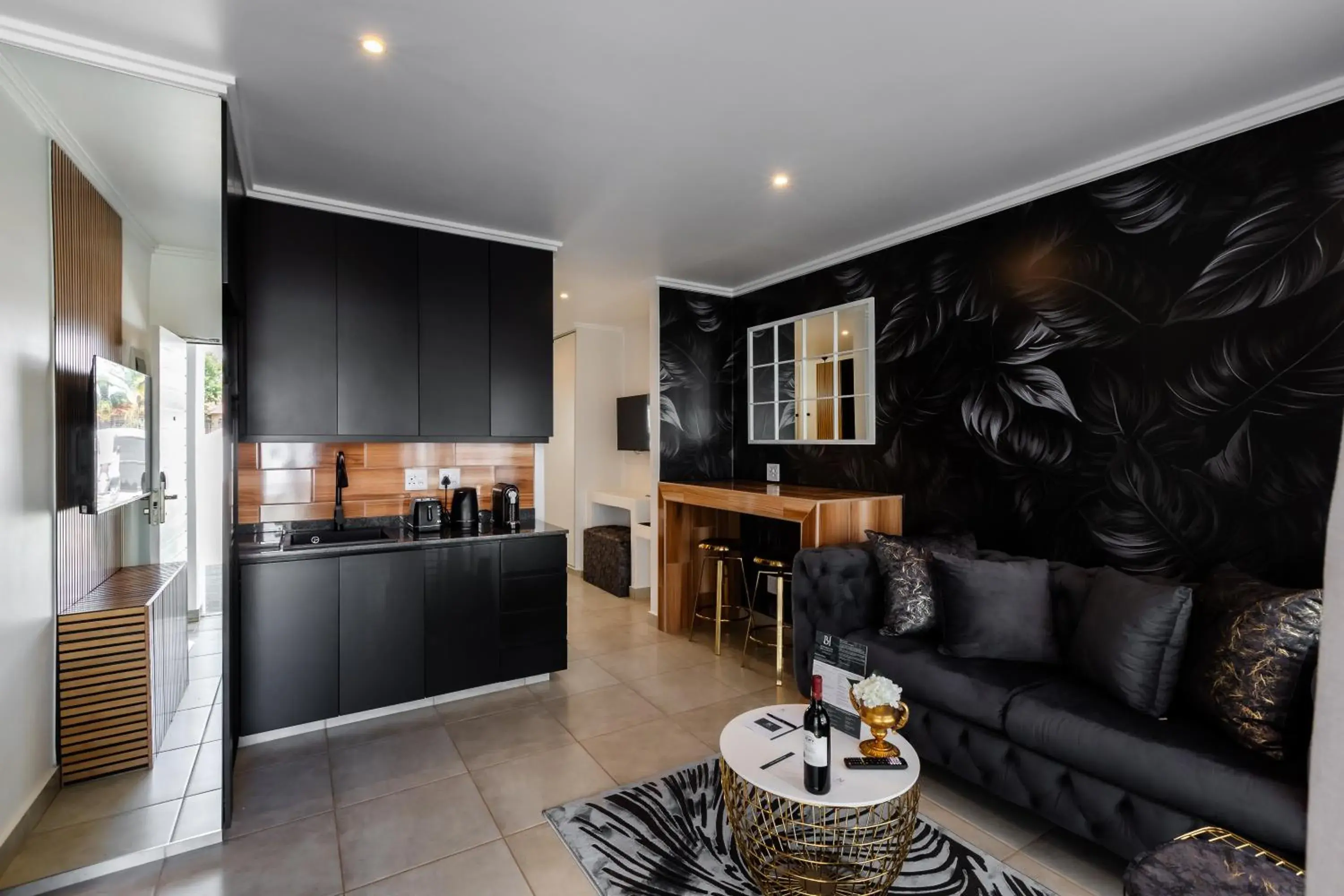 One-Bedroom Apartment in Bedfordview Hotel & Apartments One-Bedroom Apartment in Bedfordview Hotel & Apartments