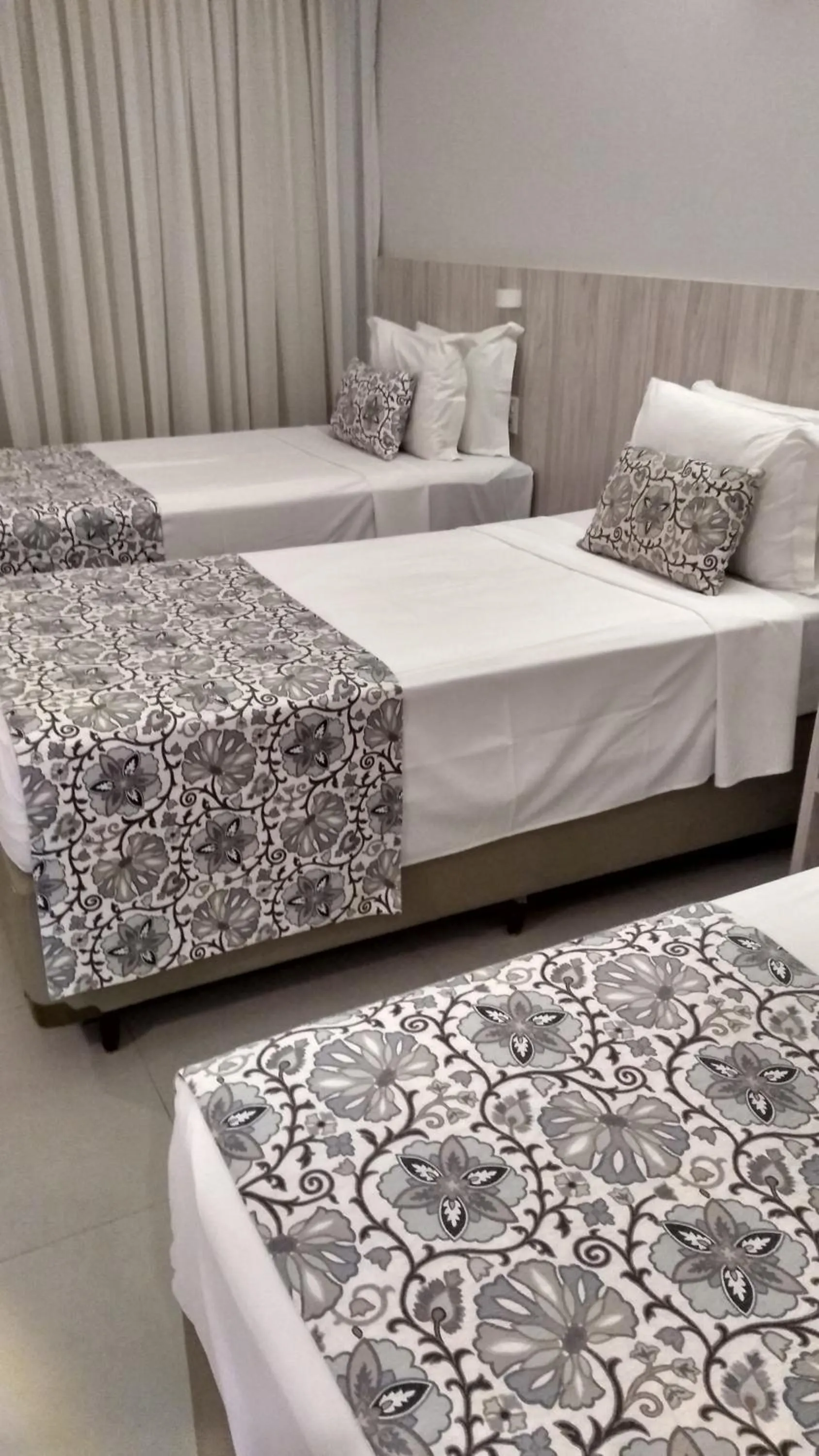 Bed in AlphaPark Hotel