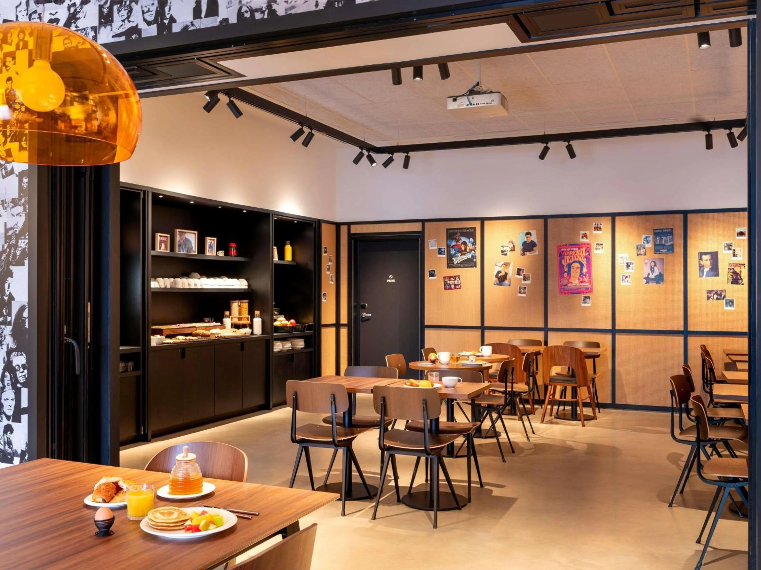 Breakfast in ibis Styles Paris Villejuif