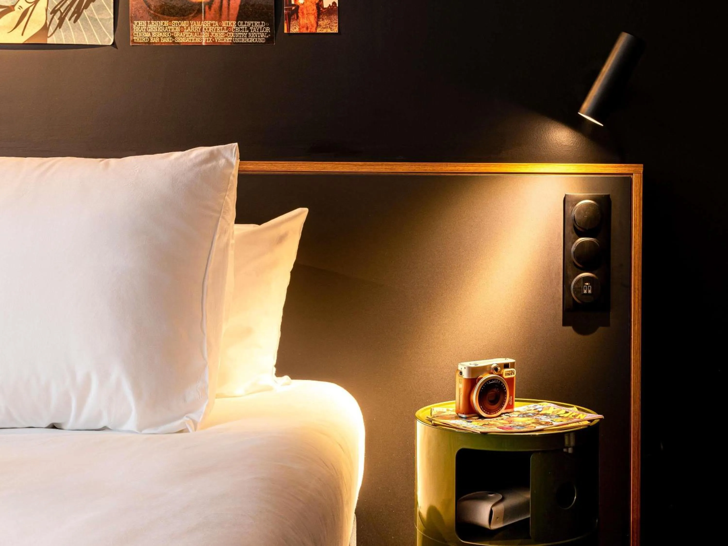 Bedroom, Bed in ibis Styles Paris Villejuif