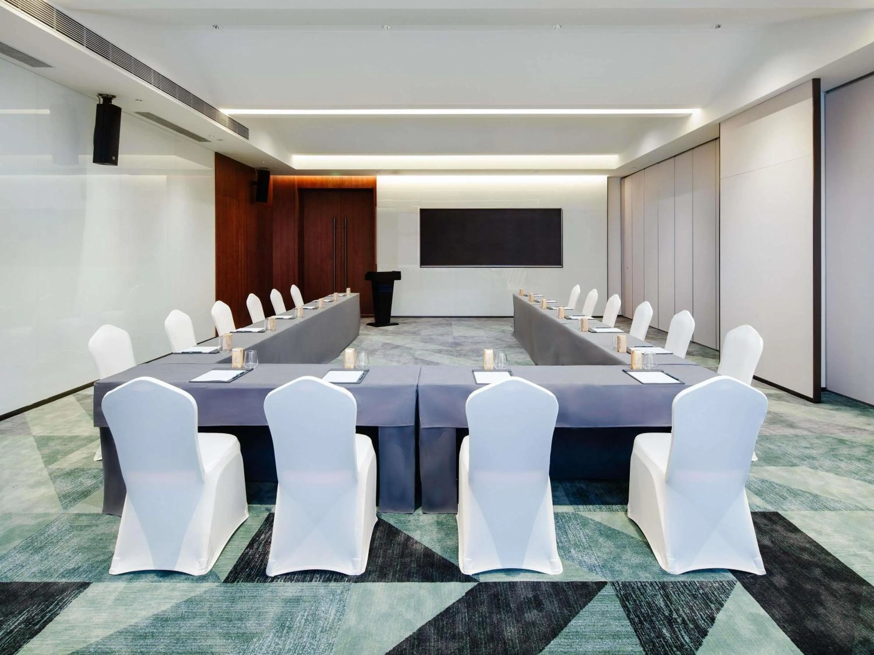 Meeting/conference room in Novotel Nanjing Airport