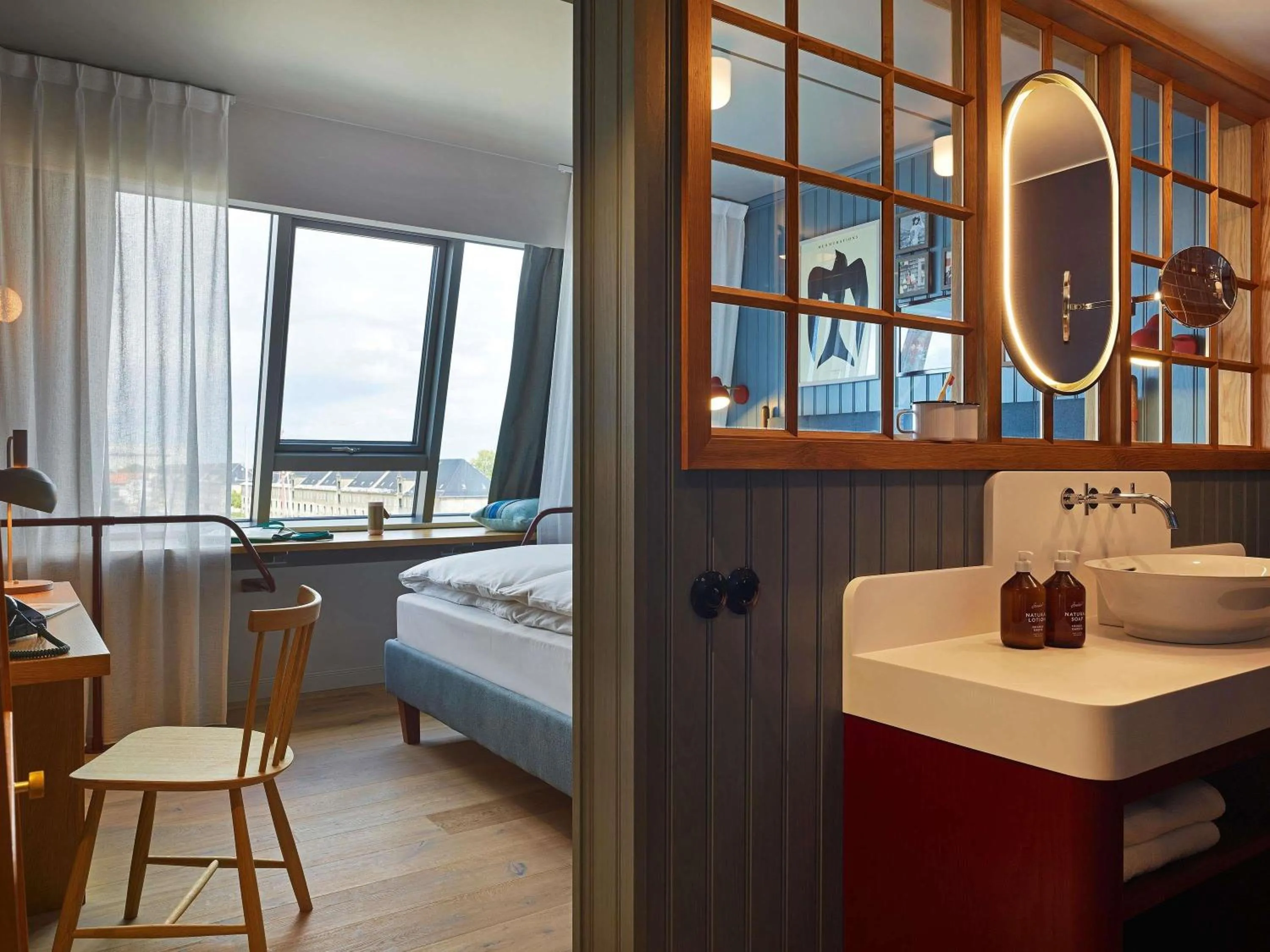 Bedroom, Bed in 25hours Hotel Paper Island