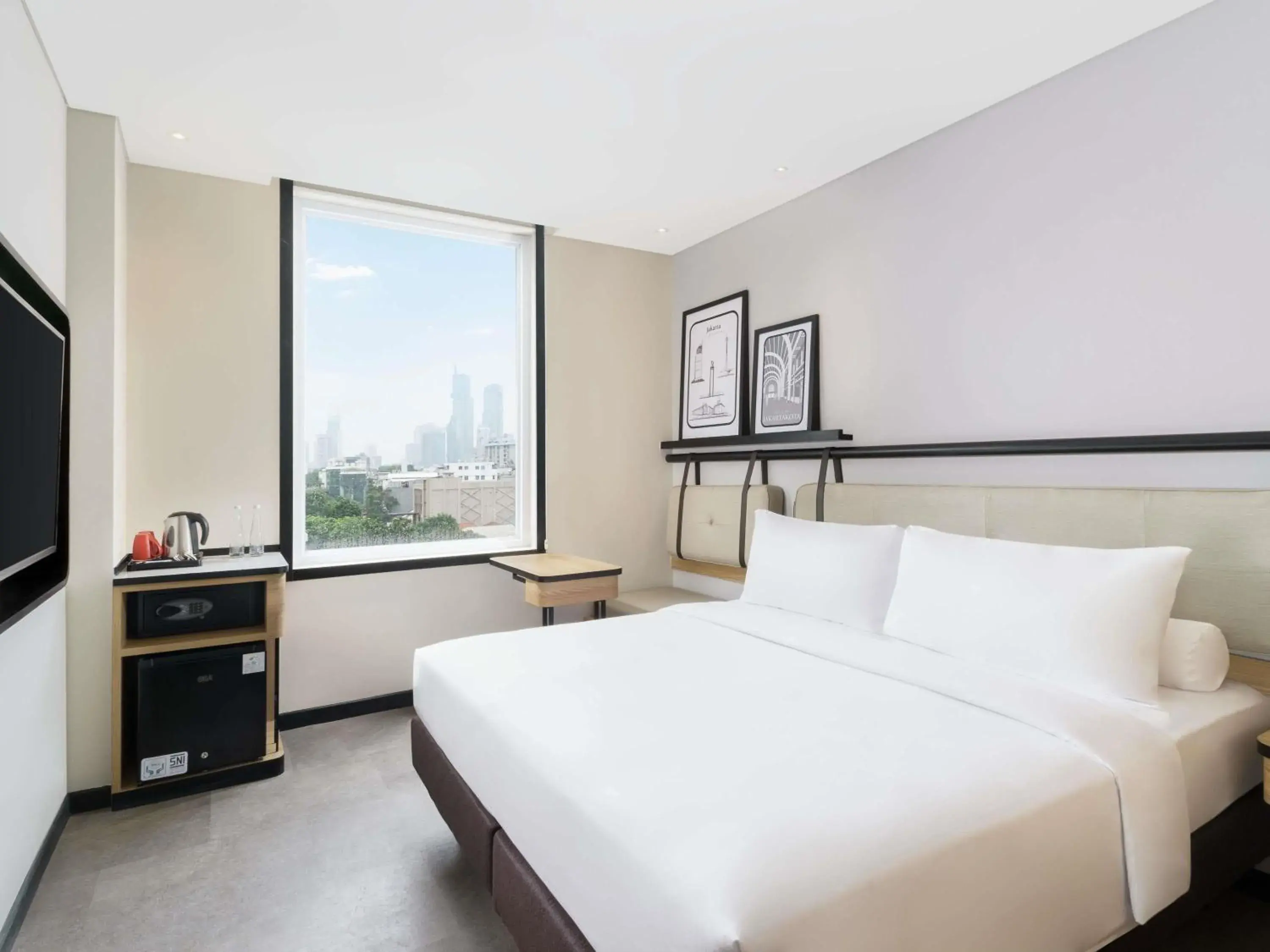 Standard Double Room in ibis Jakarta Raden Saleh Standard Double Room in ibis Jakarta Raden Saleh