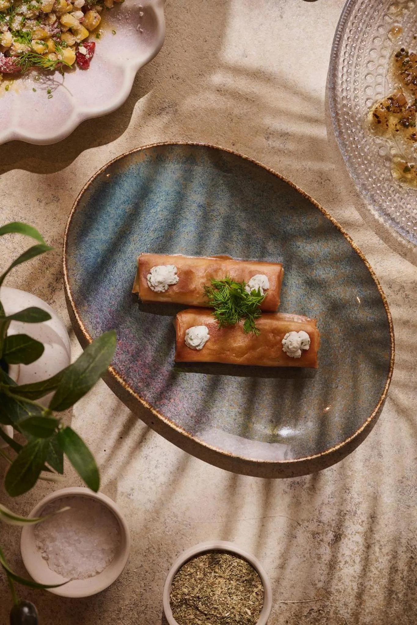 Restaurant/places to eat in Novotel Riyadh Sahafa