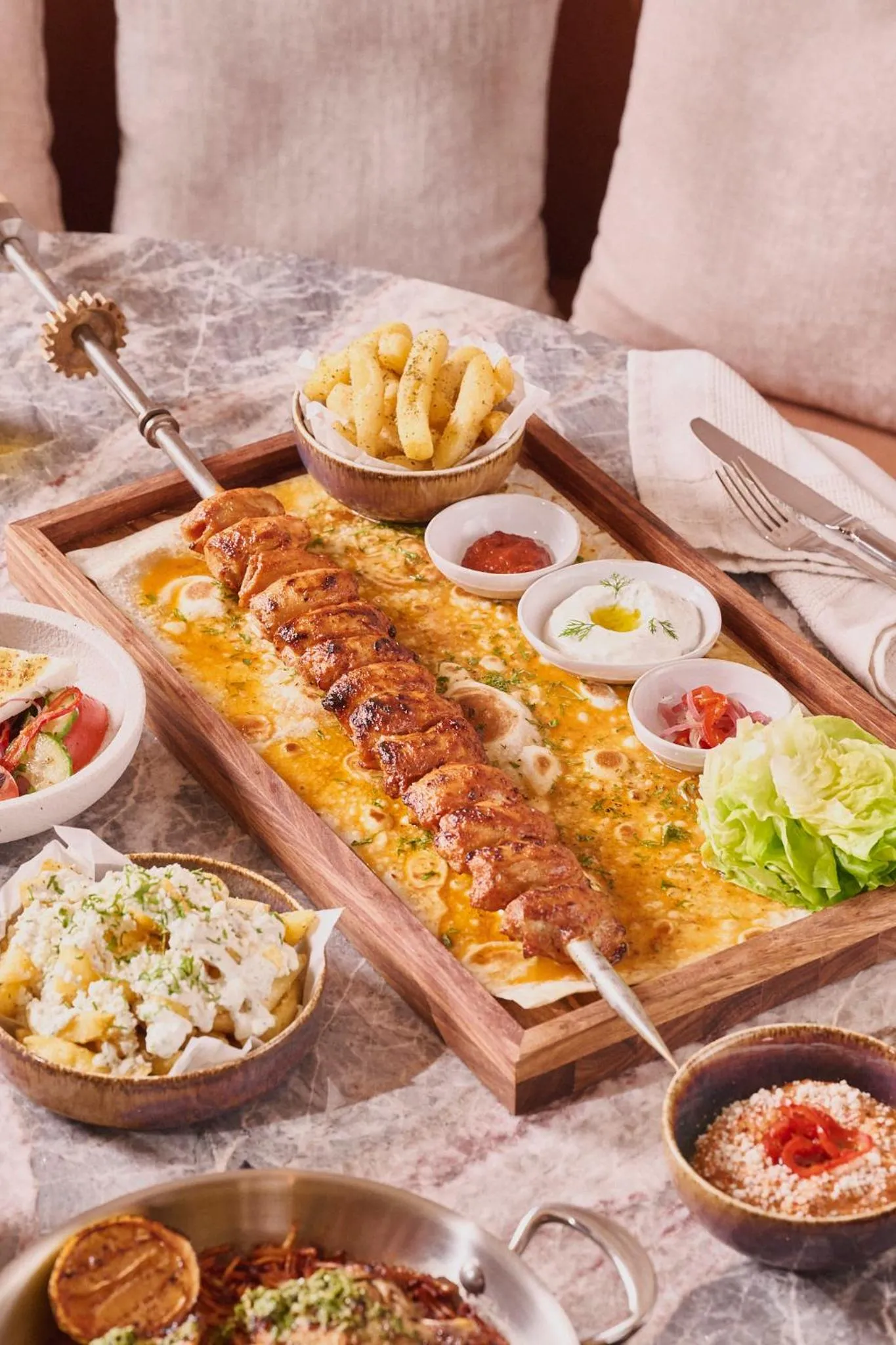 Restaurant/places to eat in Novotel Riyadh Sahafa