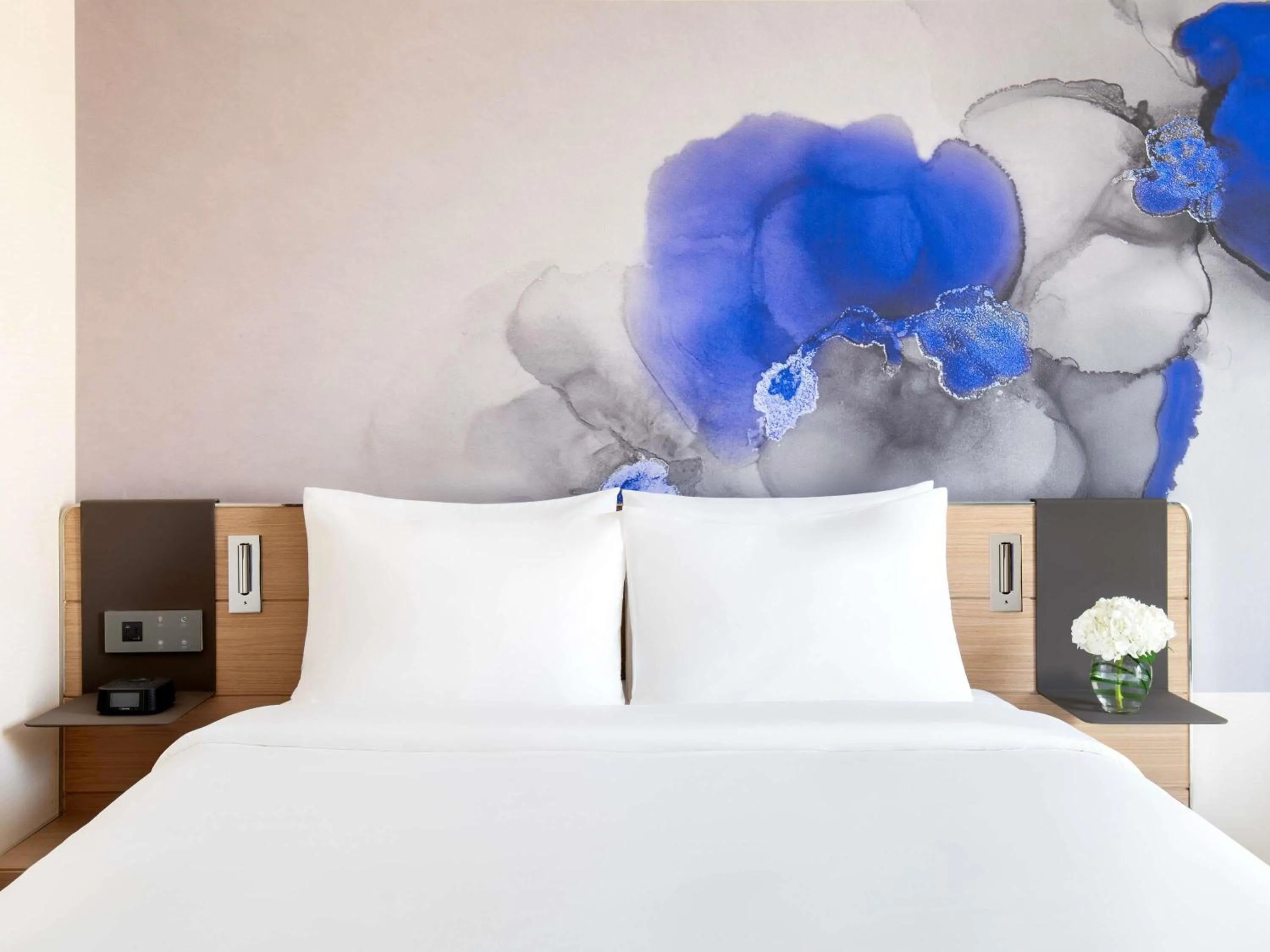 Bedroom, Bed in Novotel Riyadh Sahafa