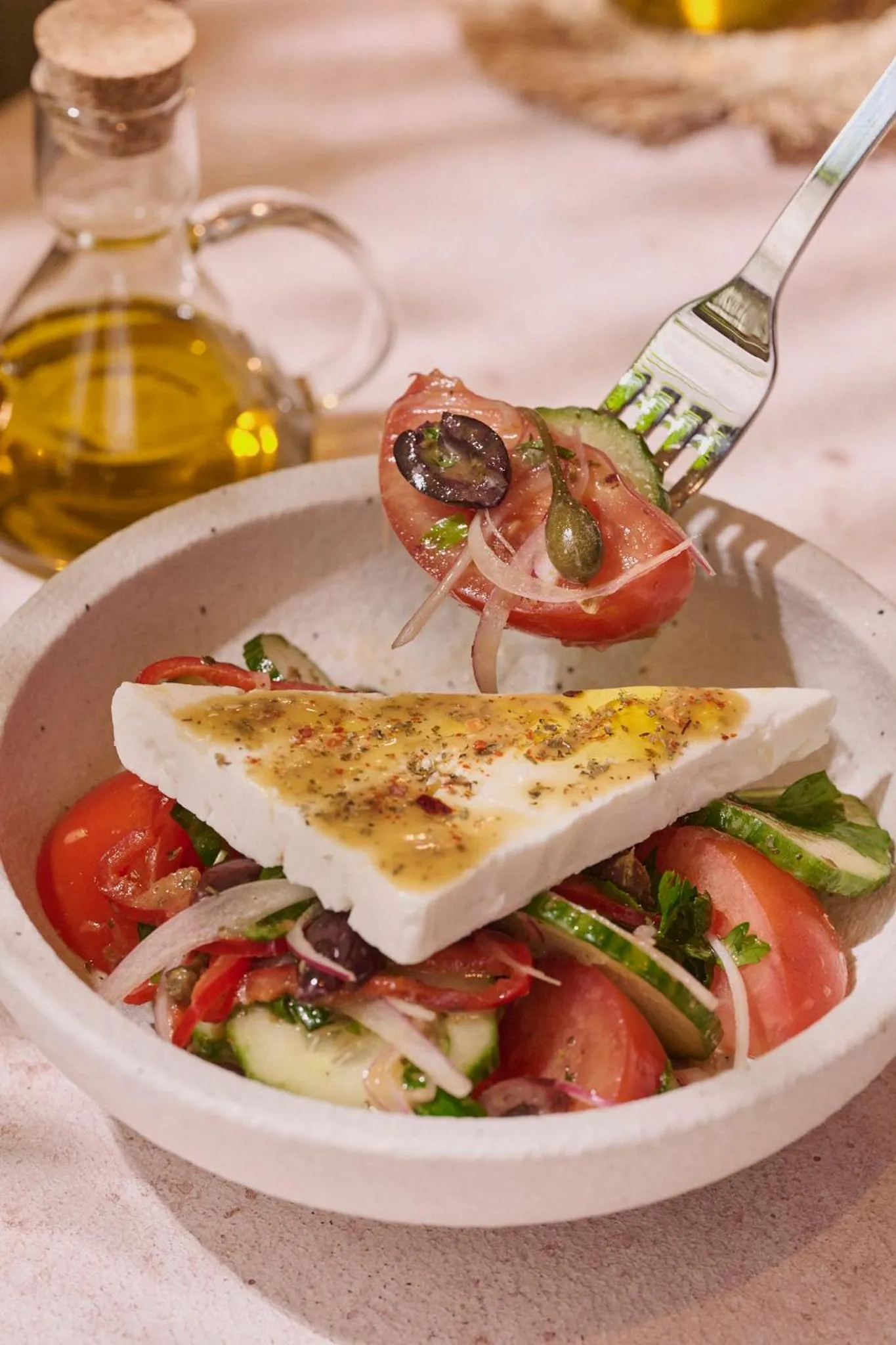 Restaurant/places to eat in Novotel Riyadh Sahafa