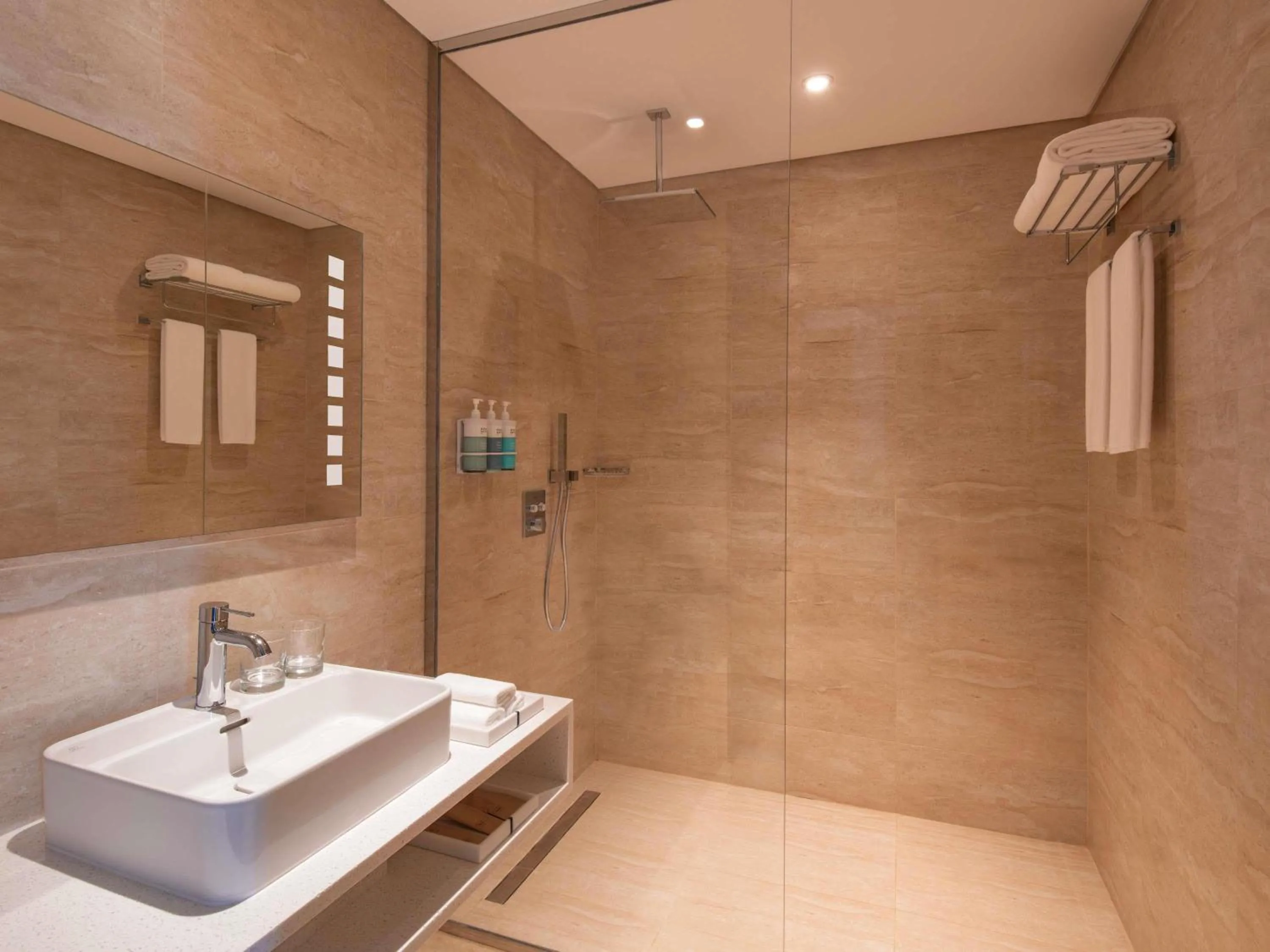 Bedroom in Novotel Riyadh Sahafa