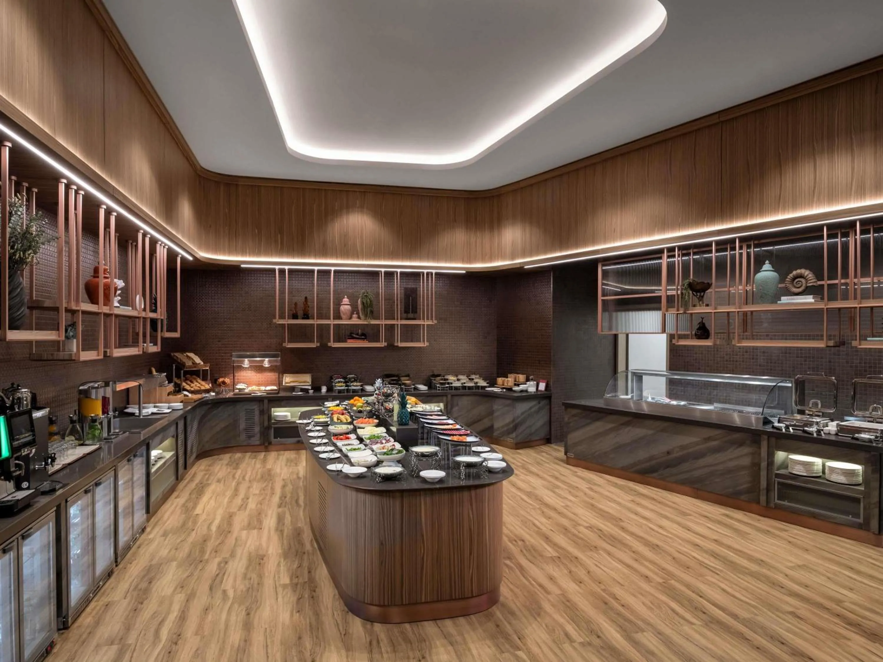 Restaurant/places to eat in Mövenpick Living Istanbul Saklivadi