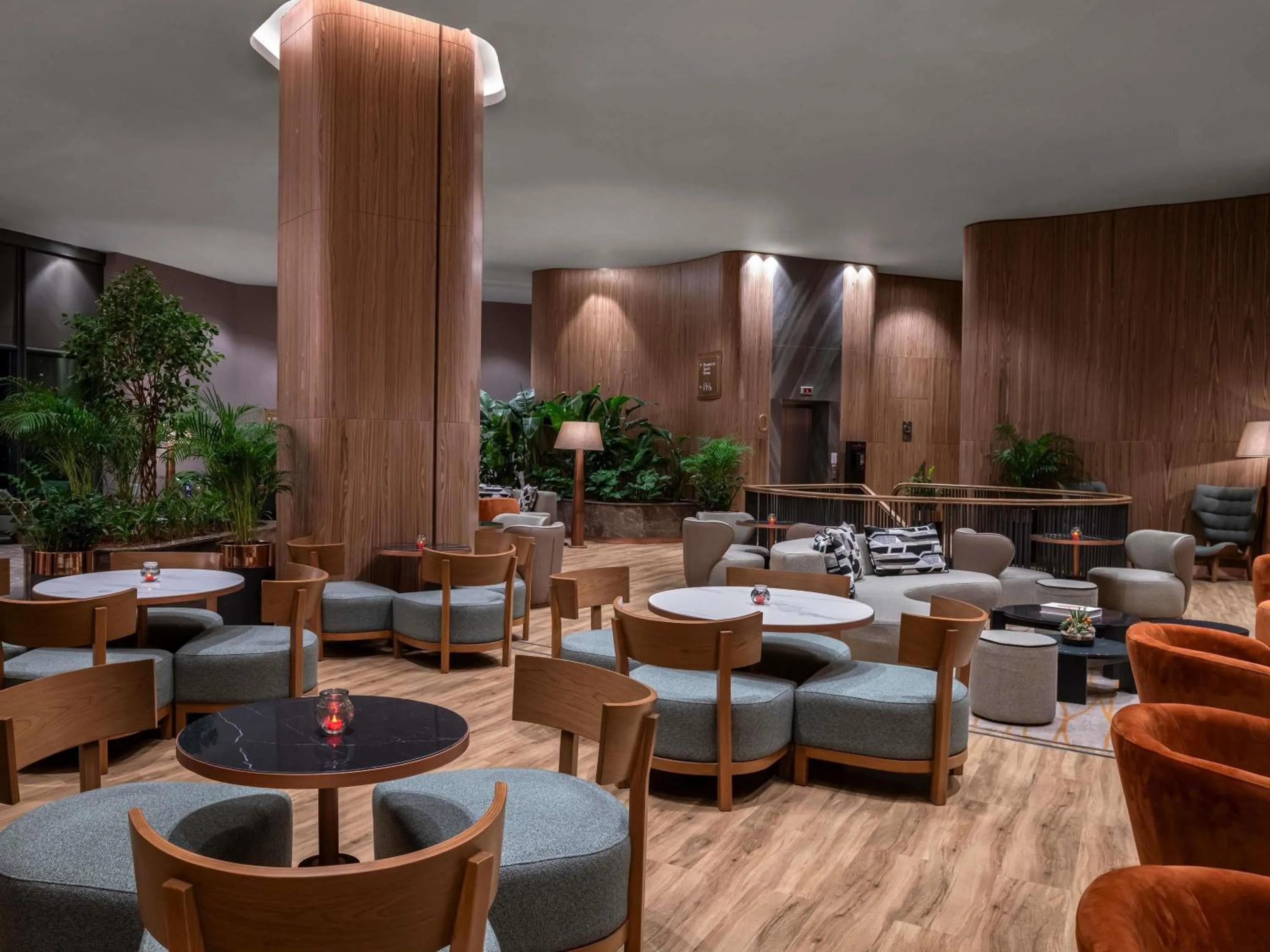 Restaurant/places to eat in Mövenpick Living Istanbul Saklivadi