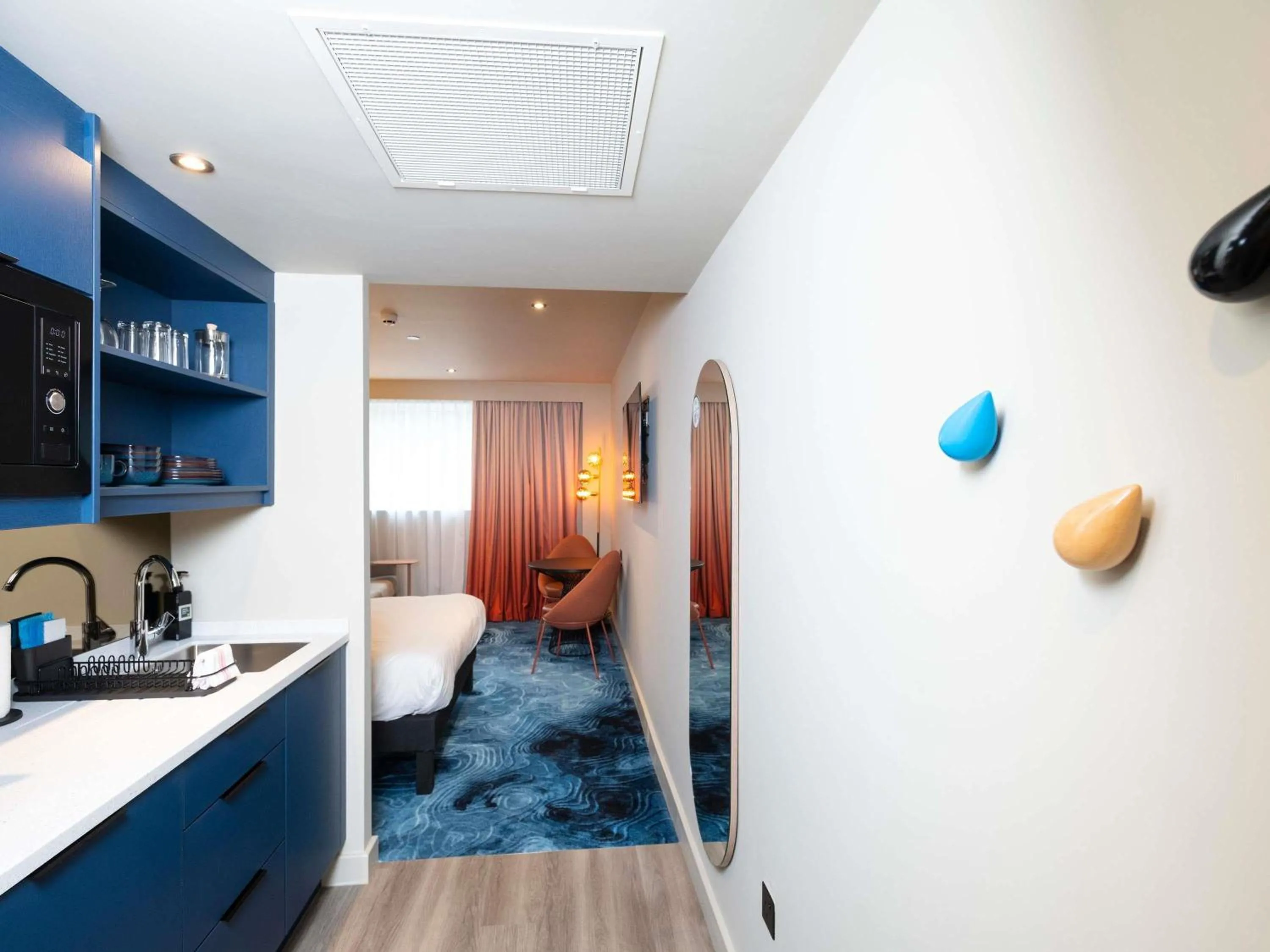 Bedroom, Bed in ibis Styles Burton On Trent