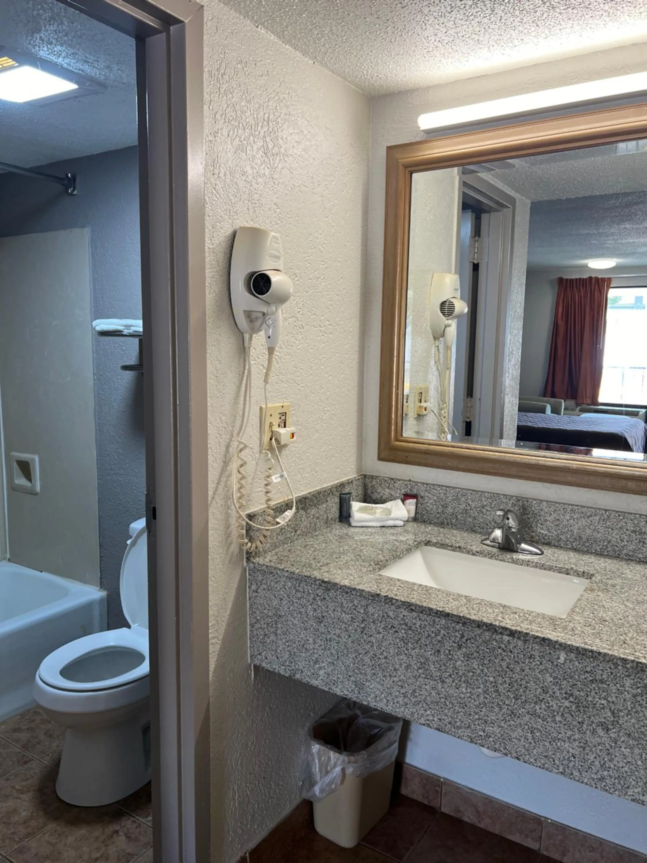 American Inn Columbia