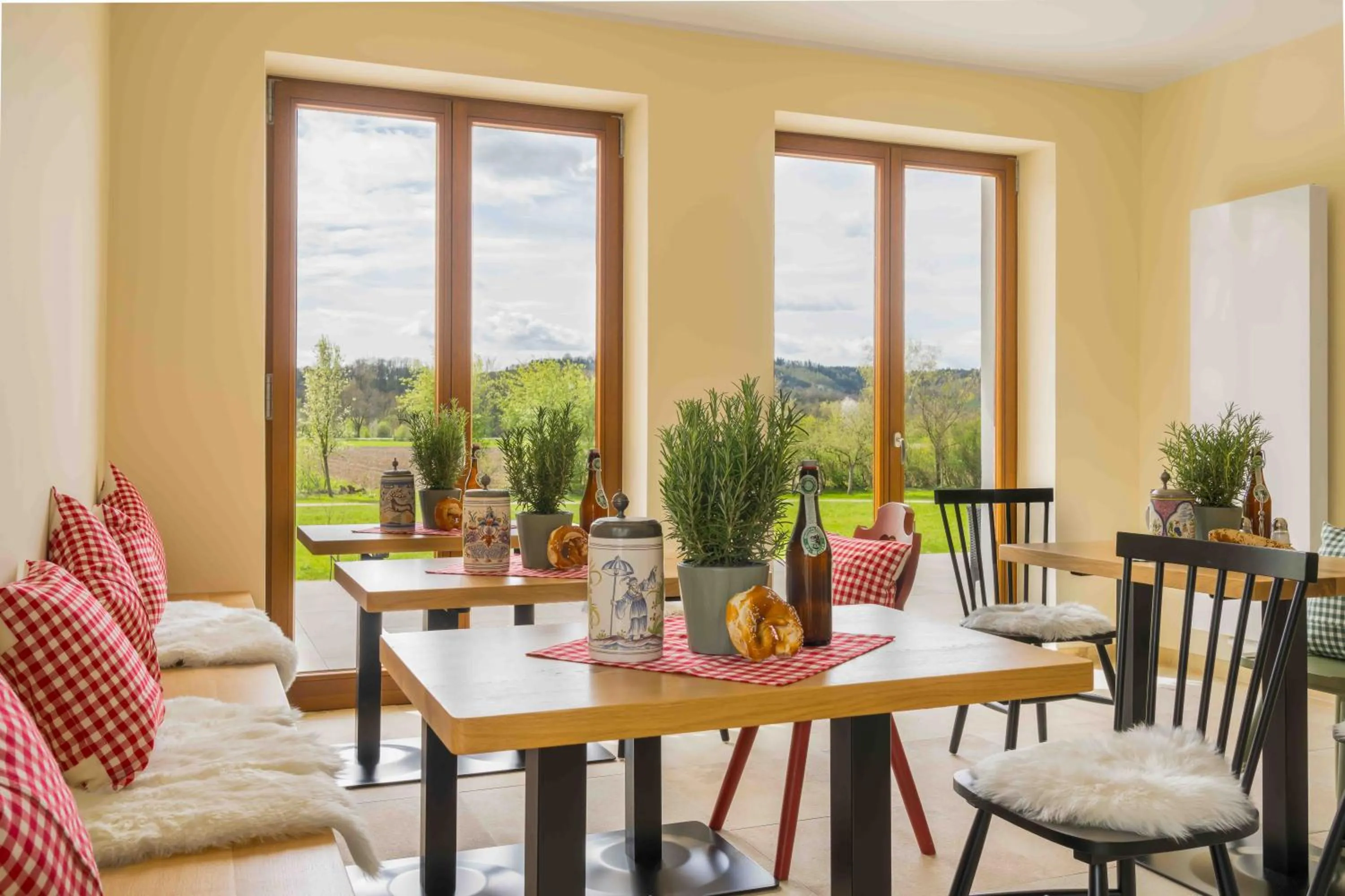 Chalet An der Brunnader-Ihr perfekter Rückzugsort in der Bayerischen Toskana-Überwiegend mit Klima-3Geh-Min zur Therme