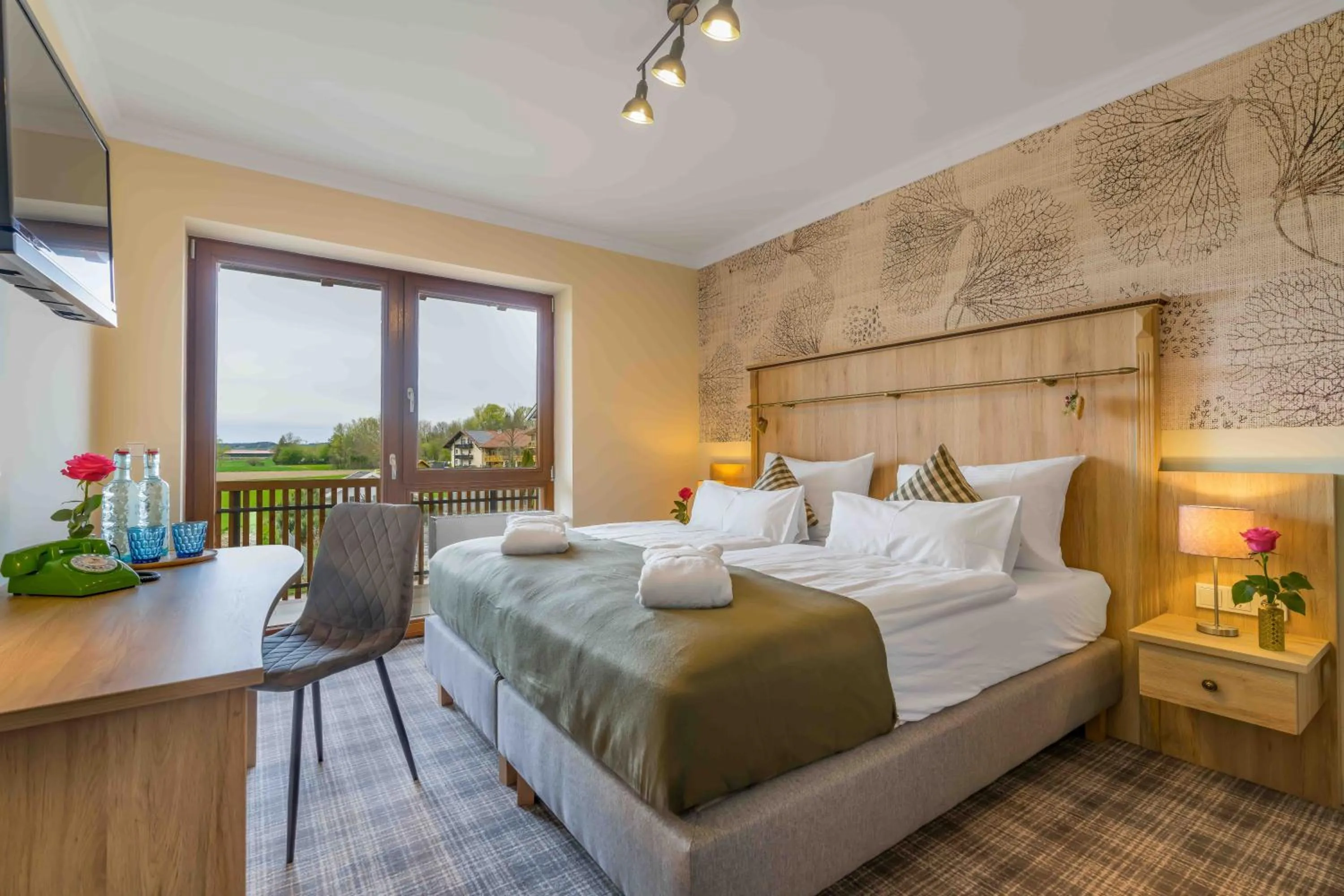 Photo of the whole room, Bed in Chalet An der Brunnader - Ihr perfekter Rückzugsort in der Bayerischen Toskana