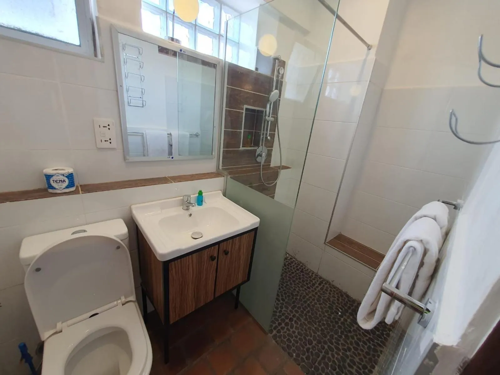 Bathroom in Woodmere Grand Hotel