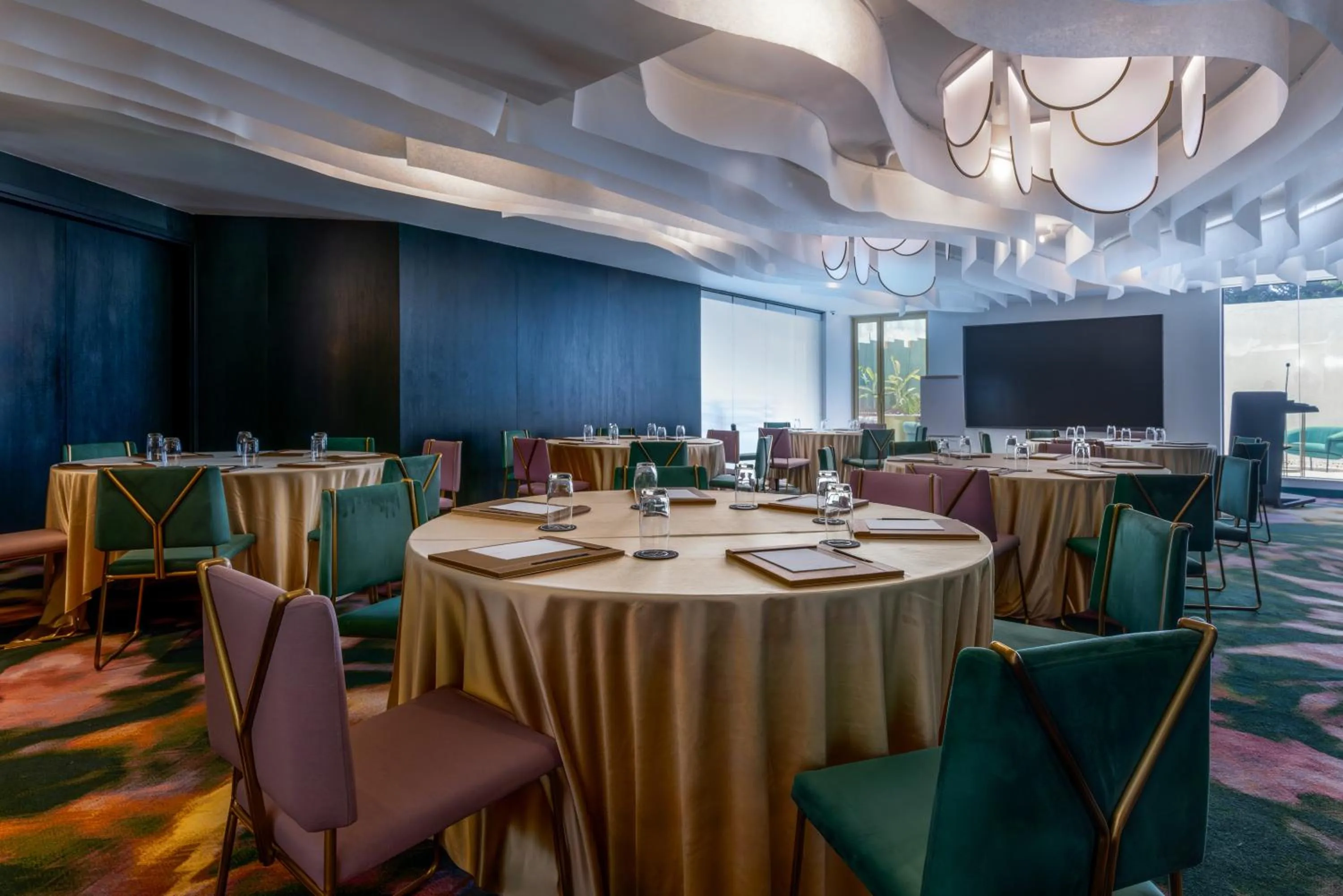 Property building in Gem Forest Hotel Nairobi - MGallery Collection