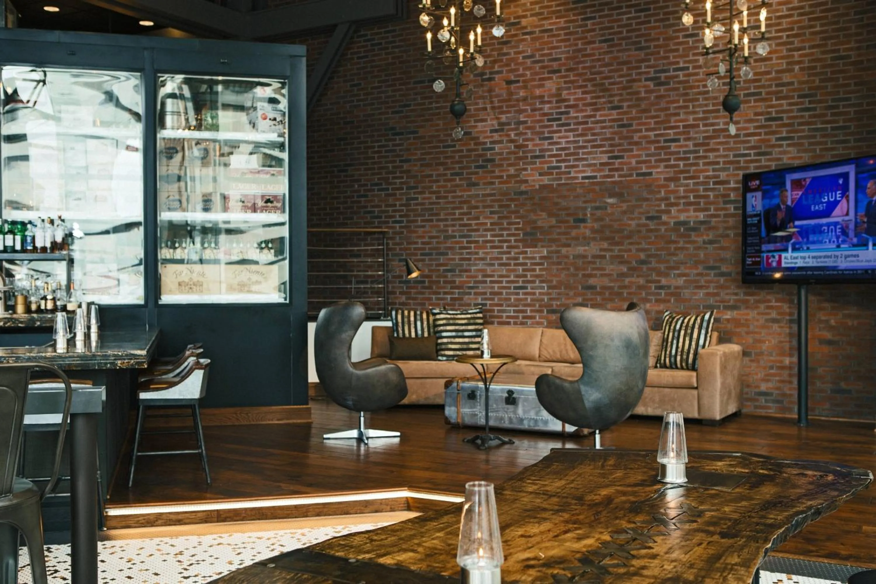 Lounge or bar in Renaissance Allentown Hotel