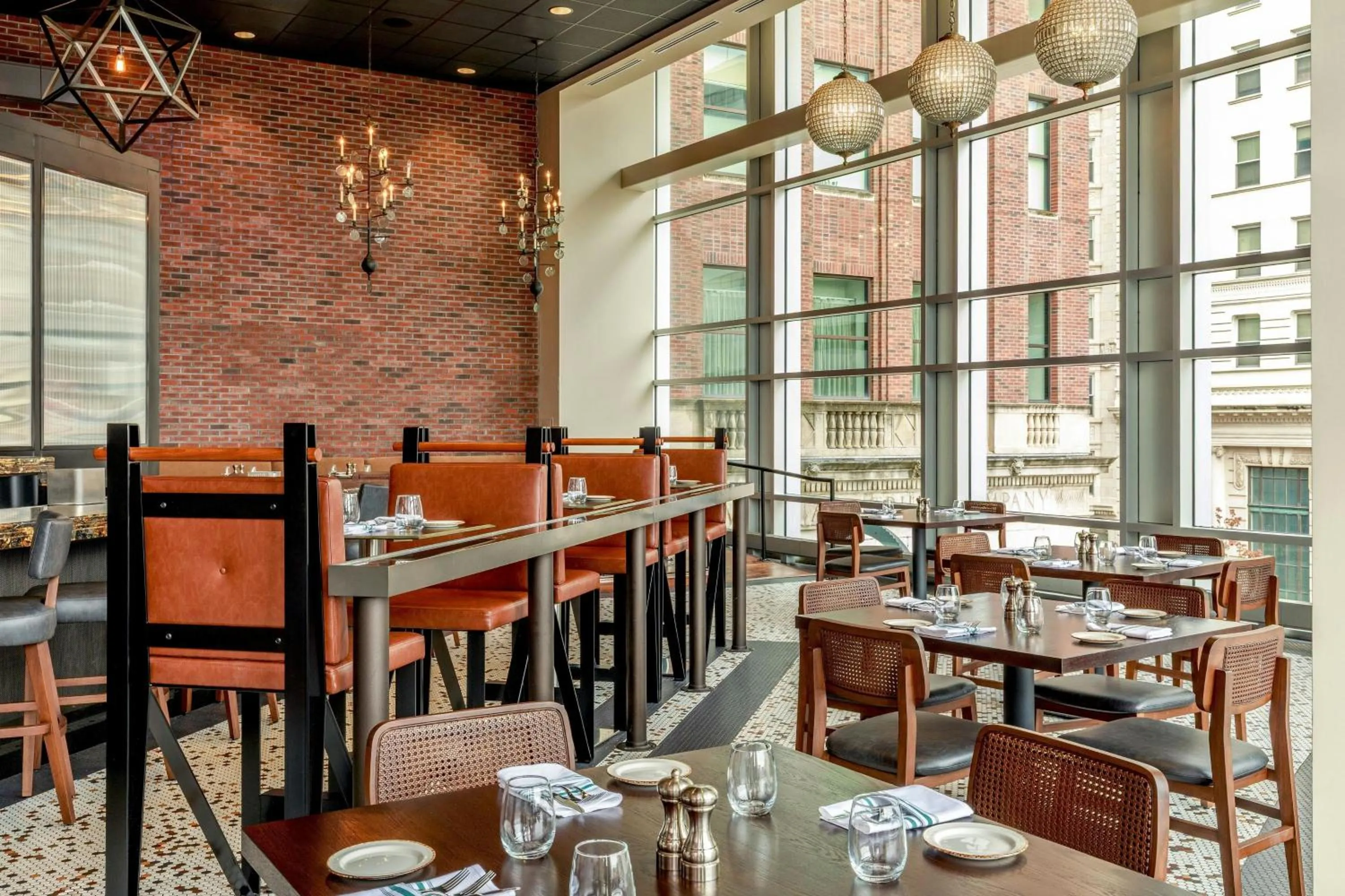 Restaurant/places to eat in Renaissance Allentown Hotel