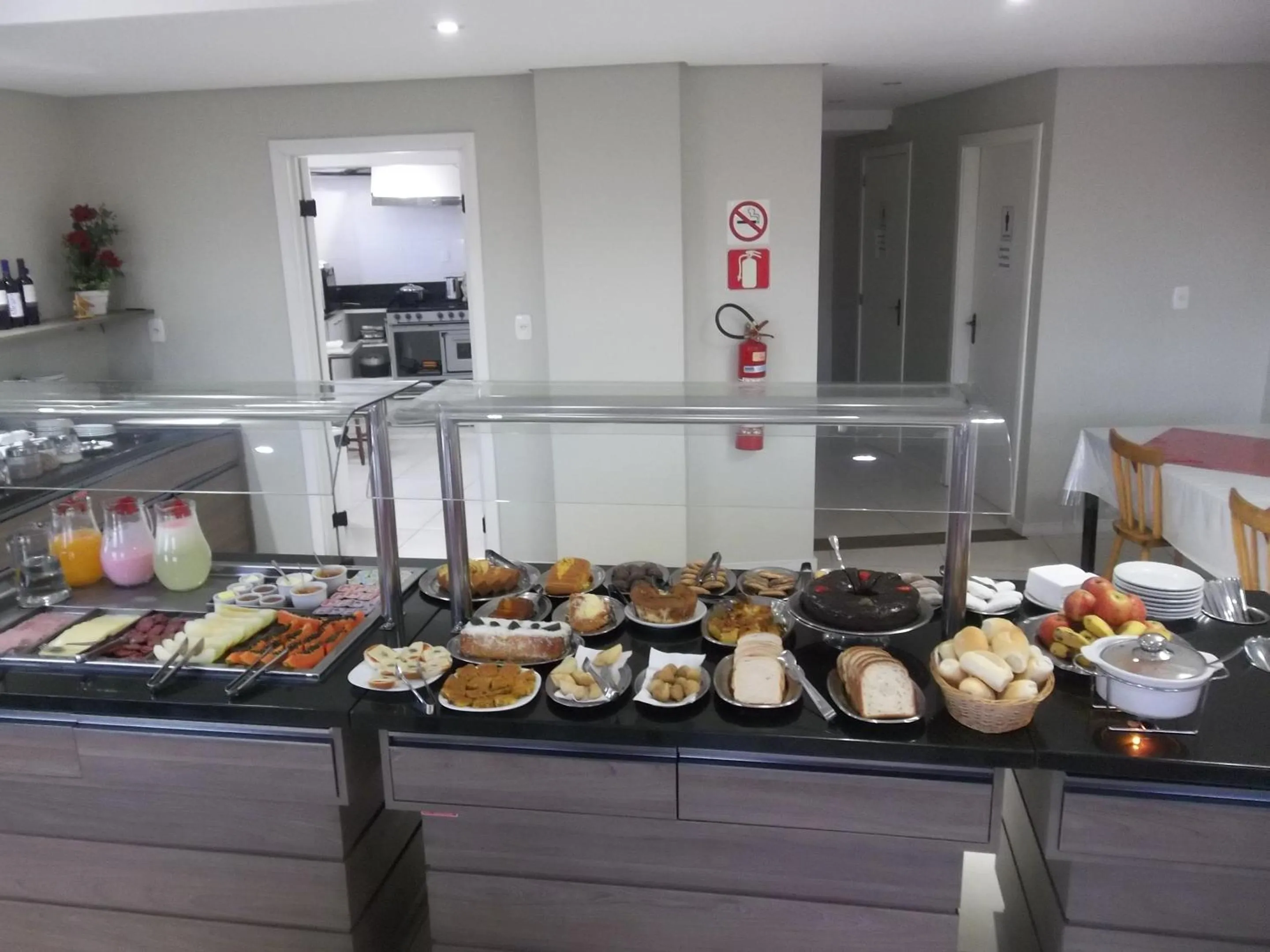 Breakfast in Hotel Locatelli