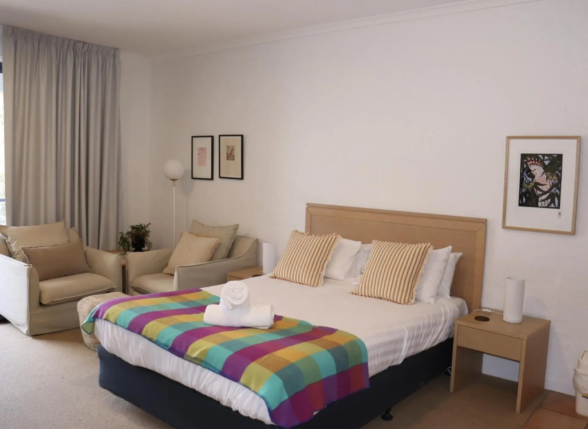 Bed in Lorne Surf Apartments